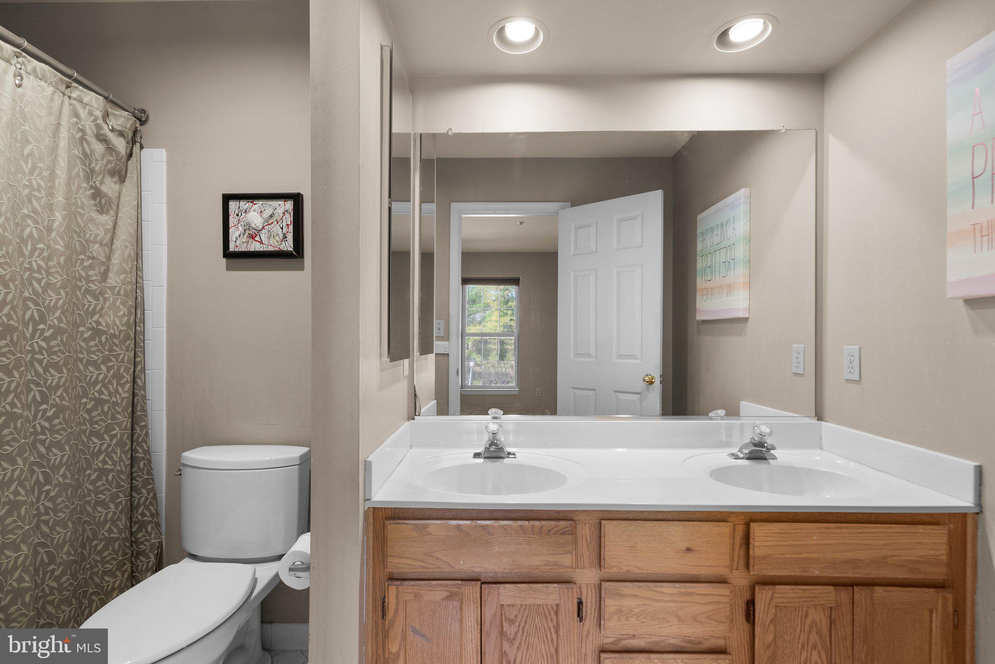 BROOKE MANOR FARMS - Residential