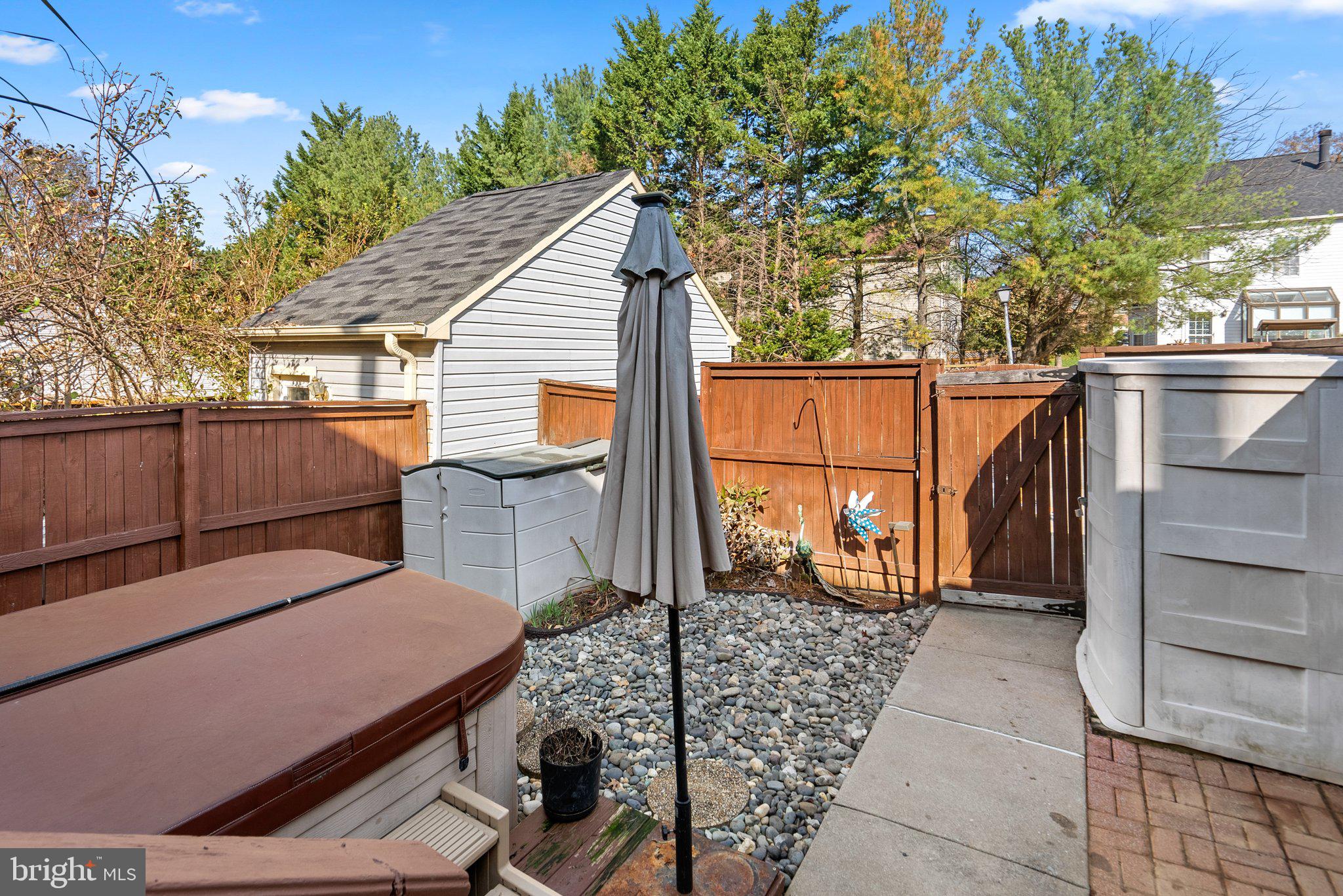 BROOKE MANOR FARMS - Residential