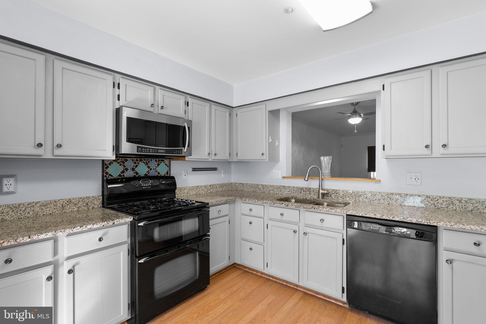 BROOKE MANOR FARMS - Residential