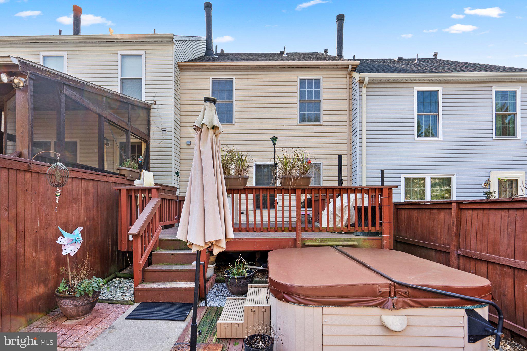 BROOKE MANOR FARMS - Residential