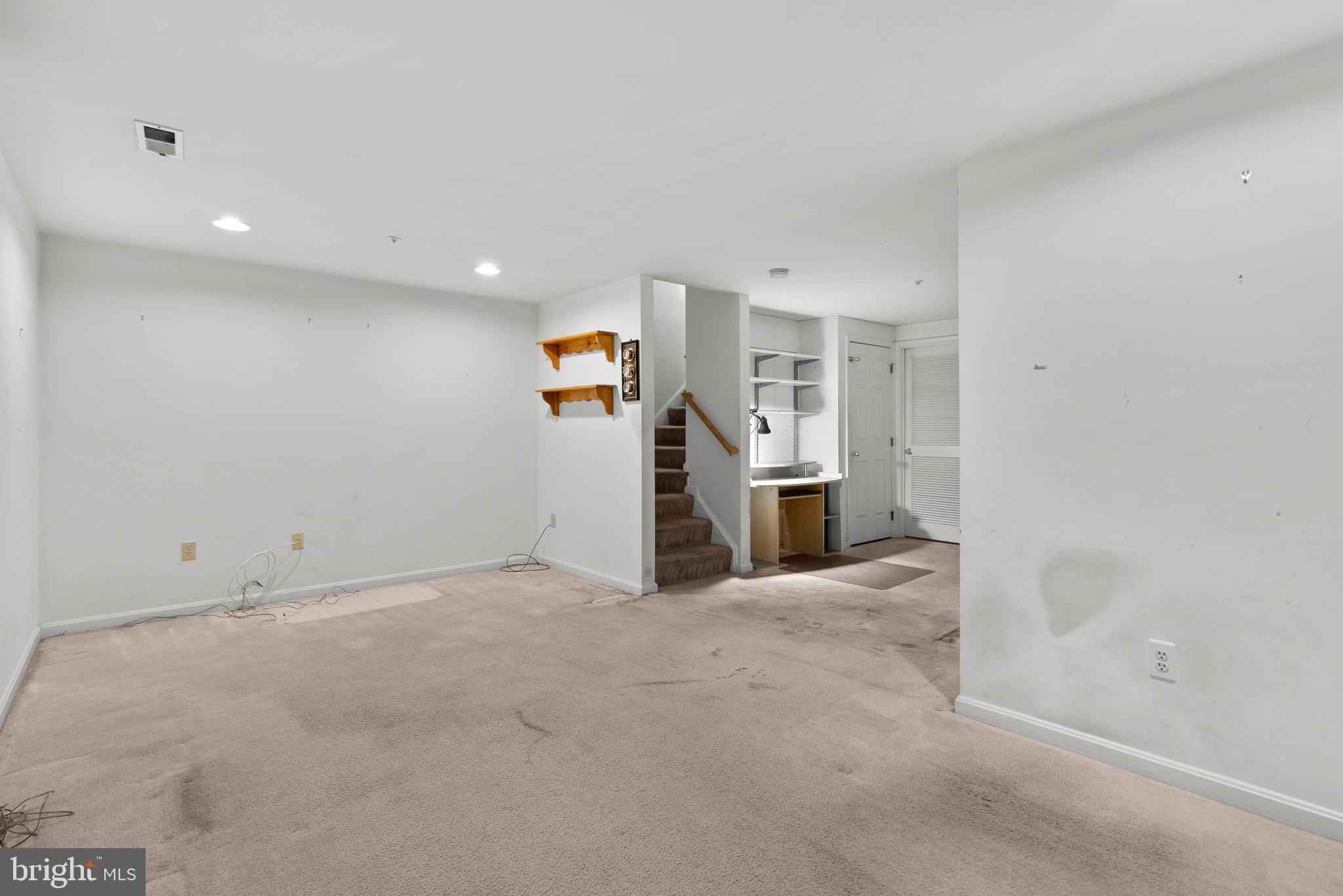 BROOKE MANOR FARMS - Residential