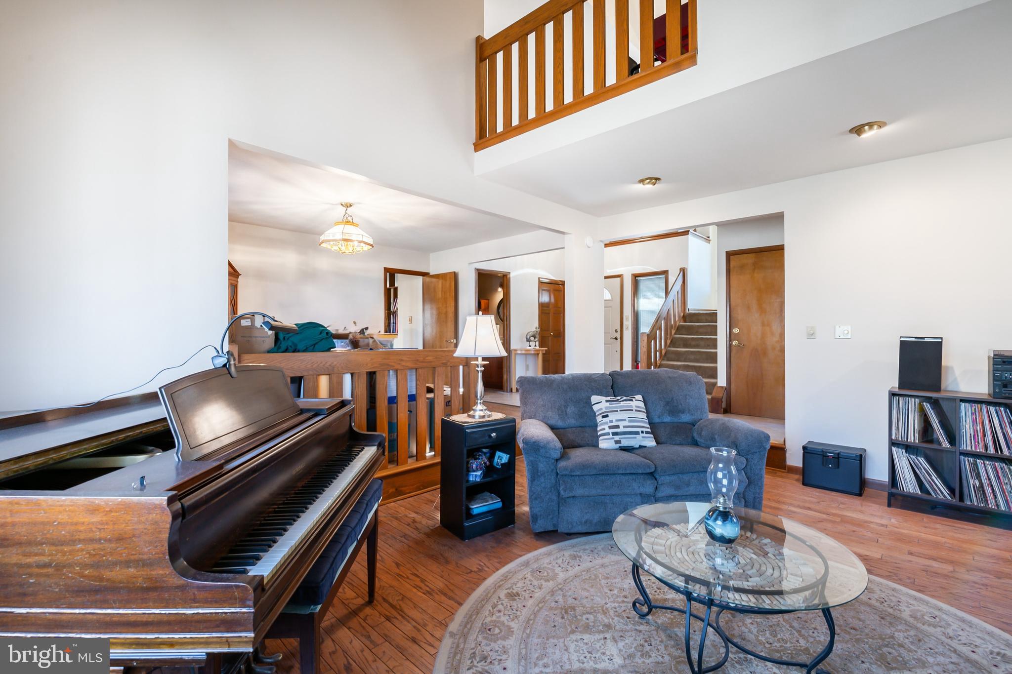 CHARMING RIDGE - Residential