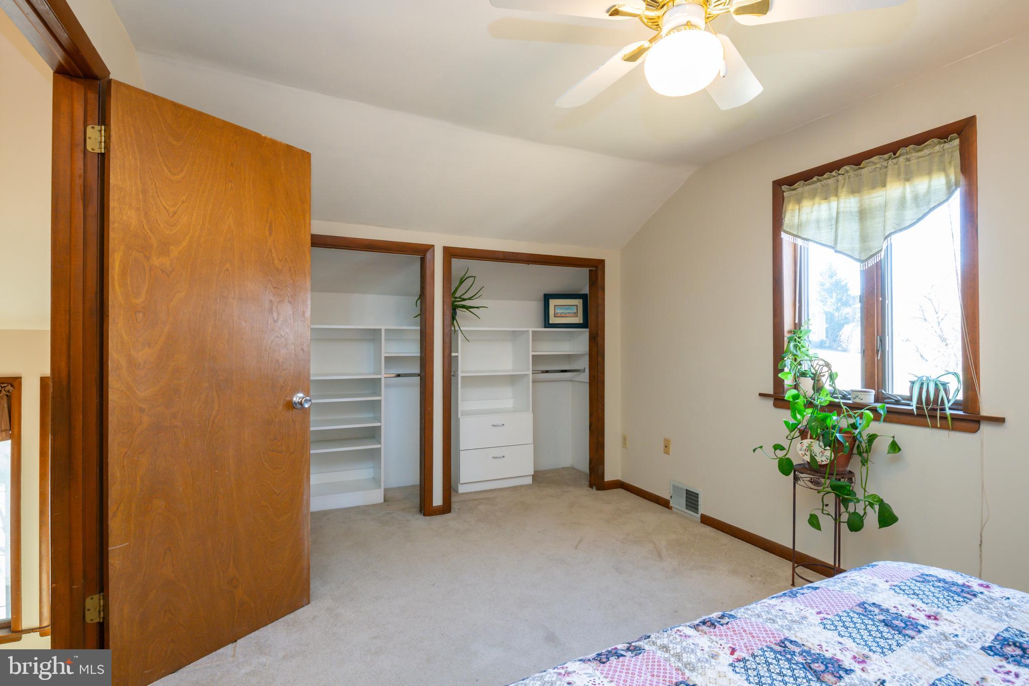 CHARMING RIDGE - Residential