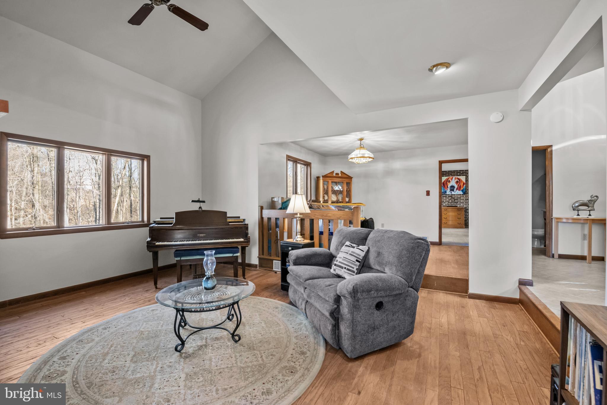 CHARMING RIDGE - Residential