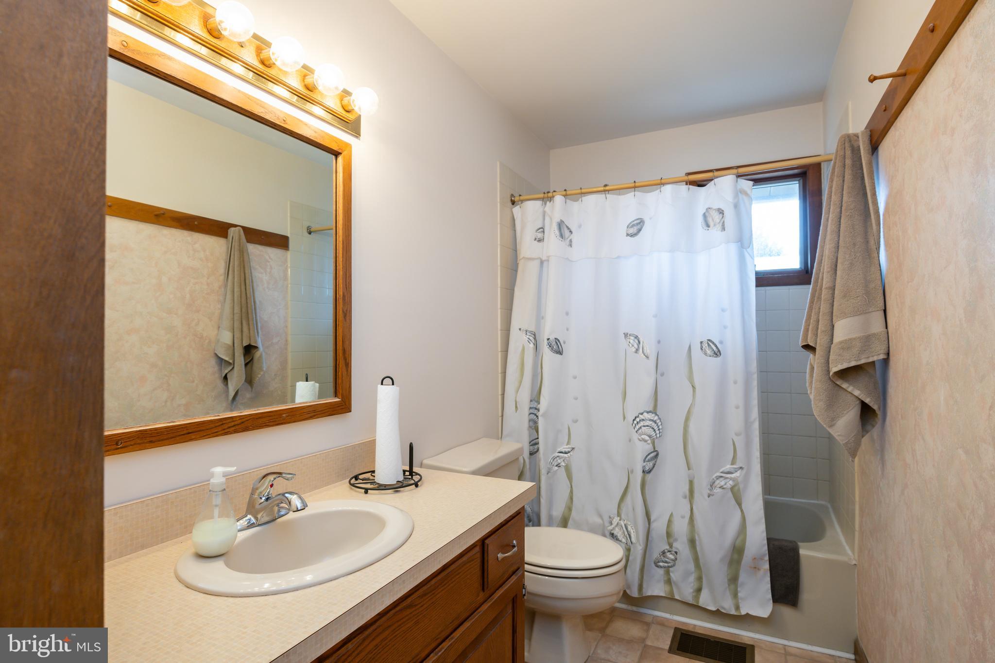 CHARMING RIDGE - Residential