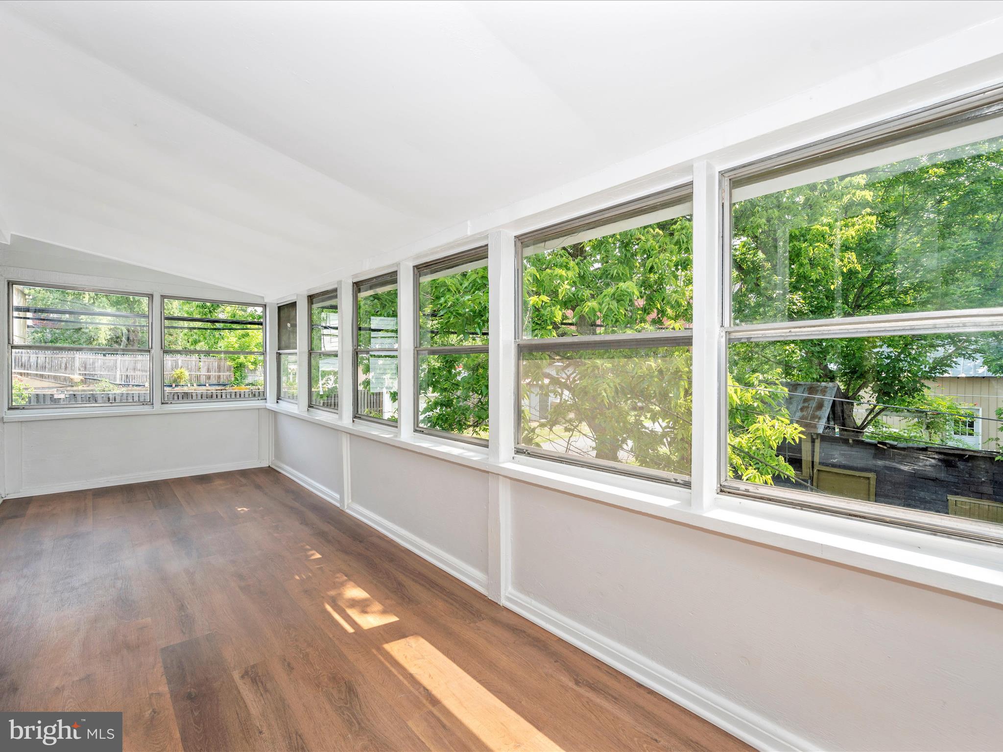 BRUNSWICK - Residential