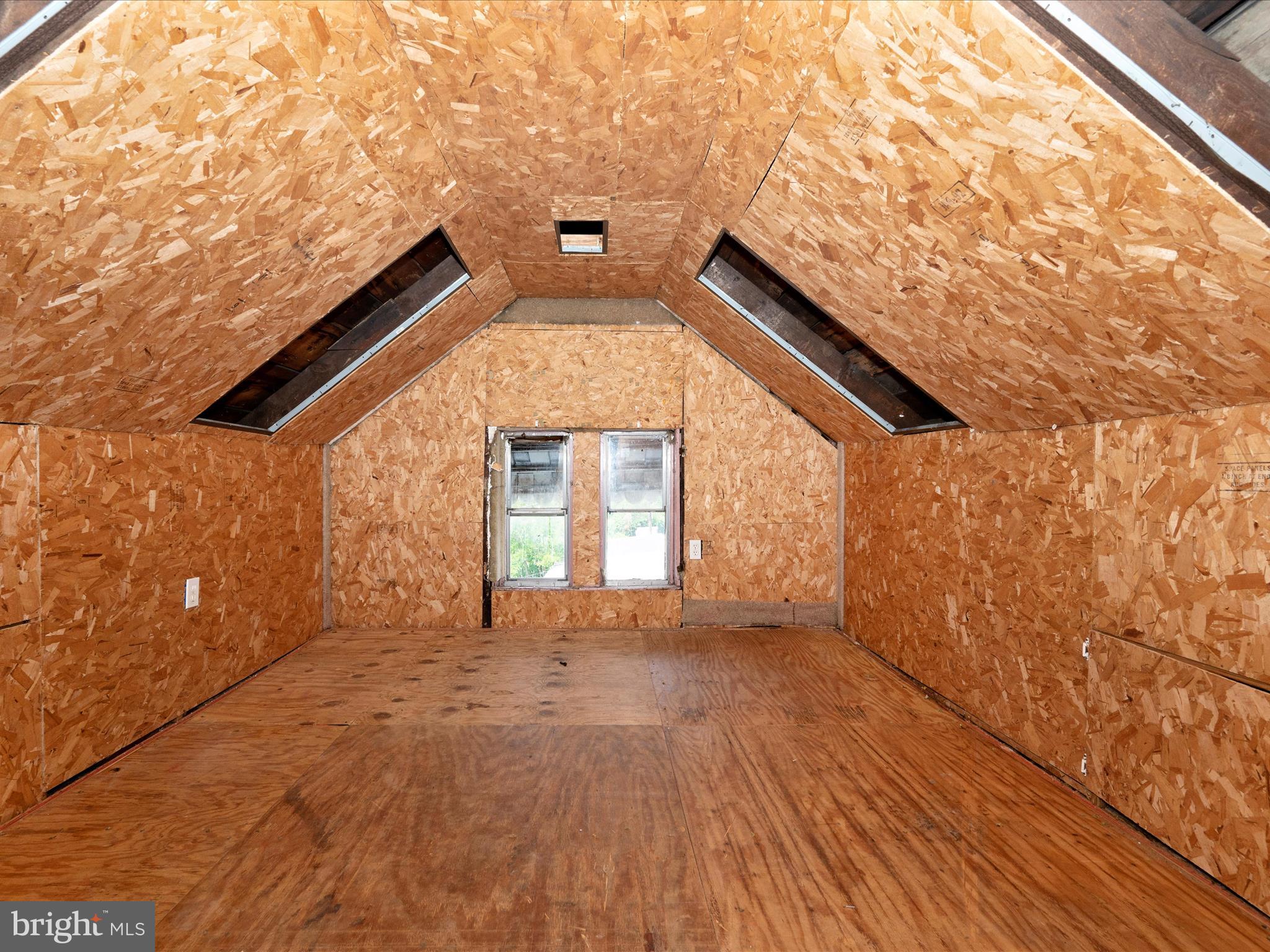 BRUNSWICK - Residential