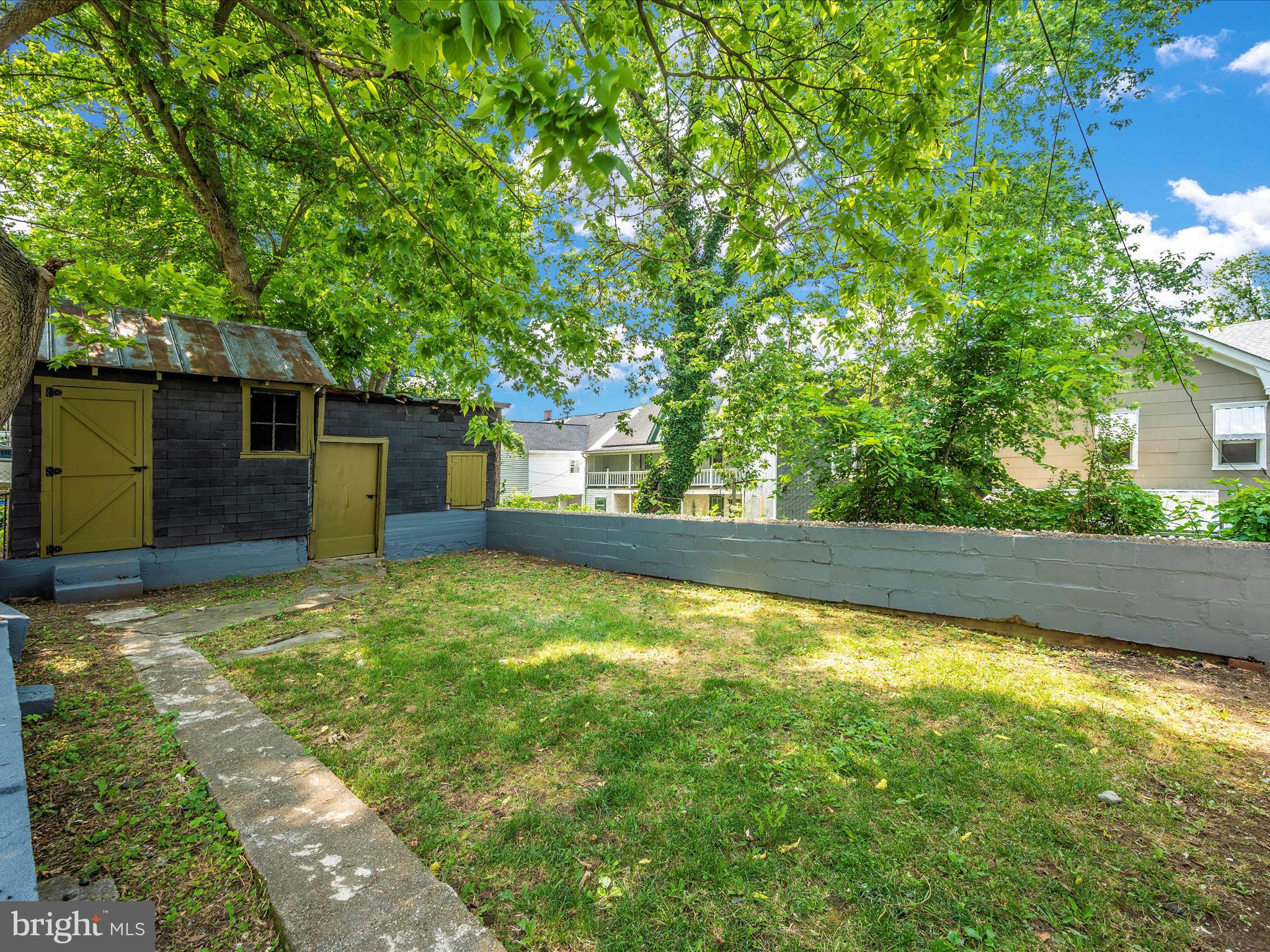 BRUNSWICK - Residential