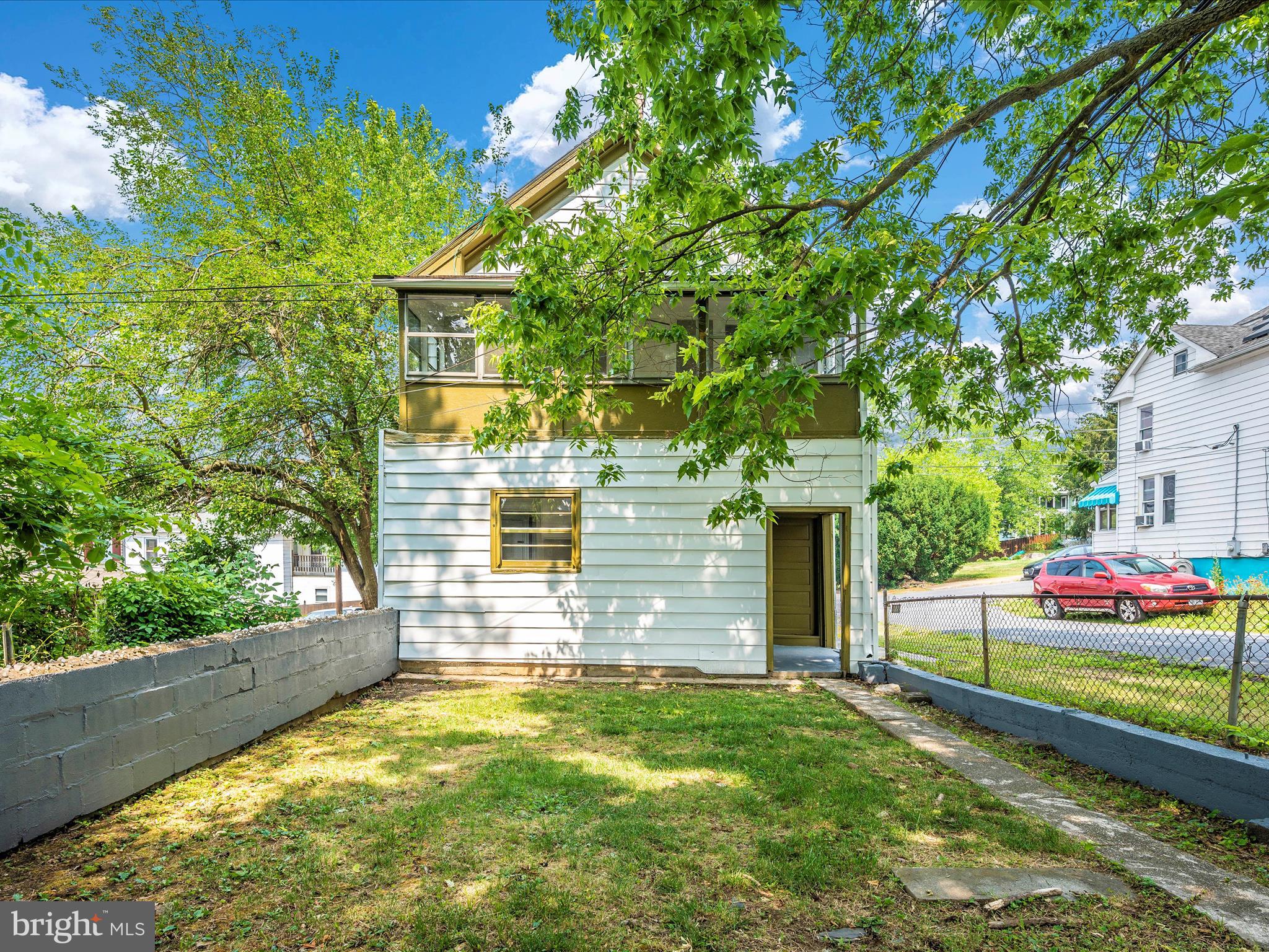 BRUNSWICK - Residential