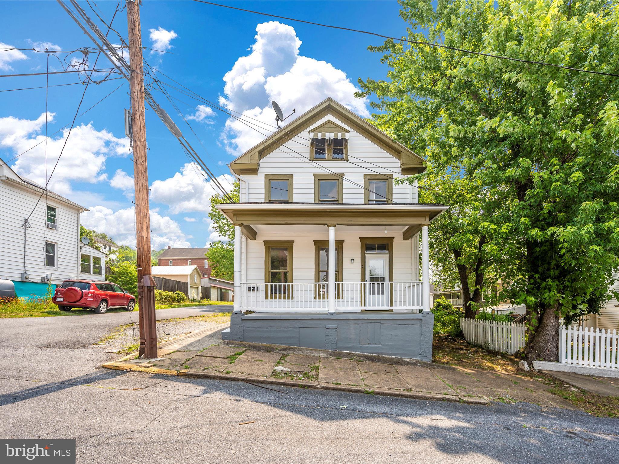 BRUNSWICK - Residential