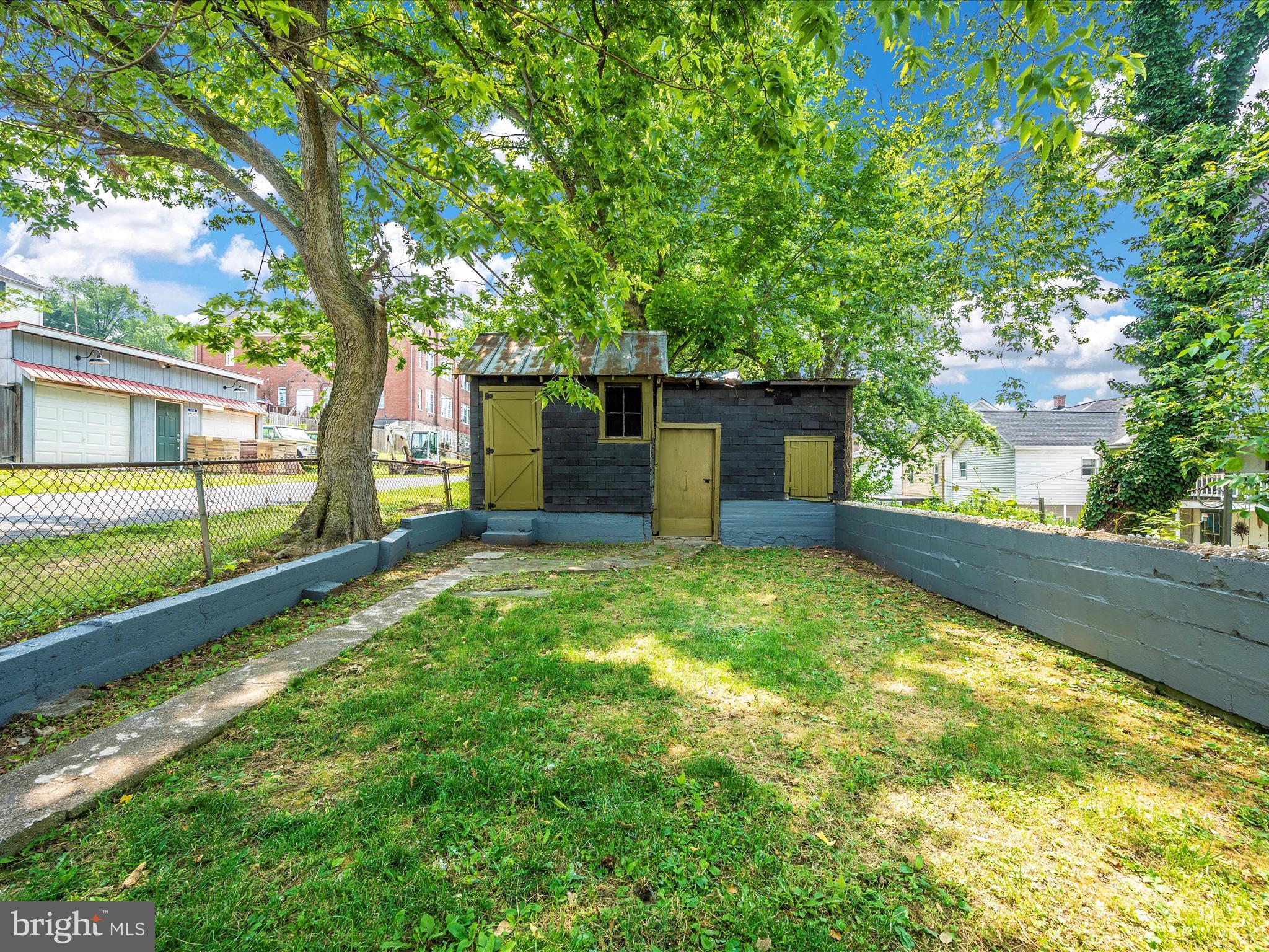 BRUNSWICK - Residential