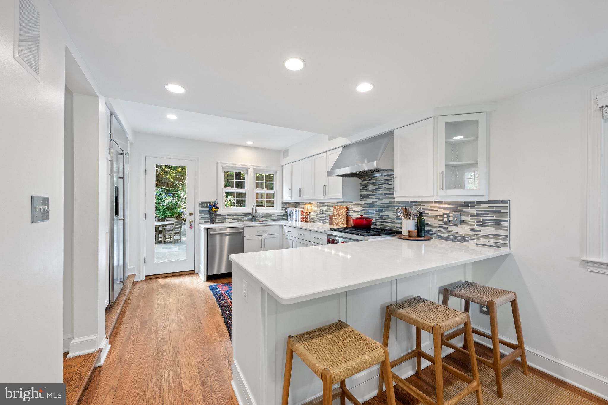 WOODACRES - Residential