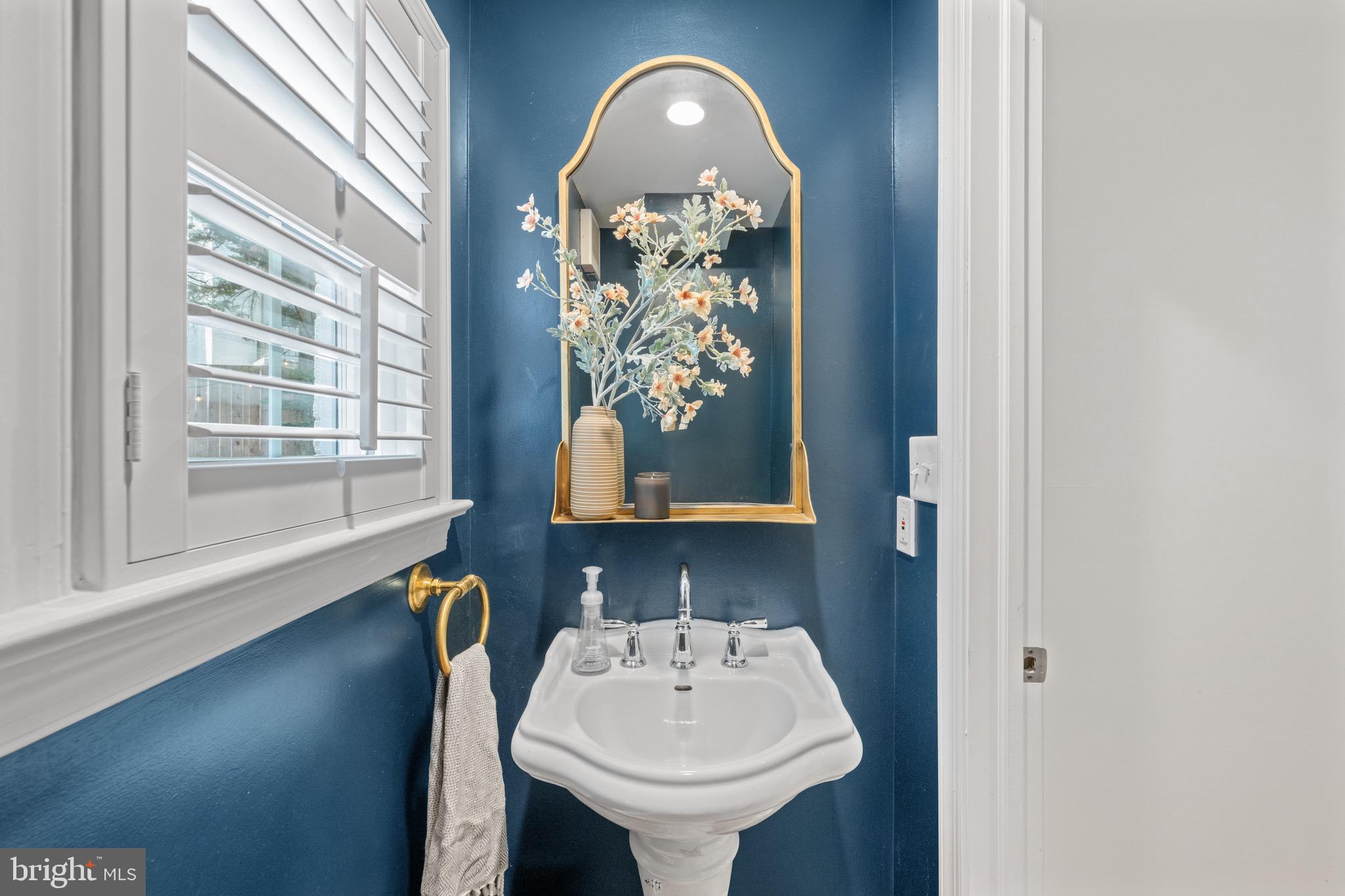 WOODACRES - Residential