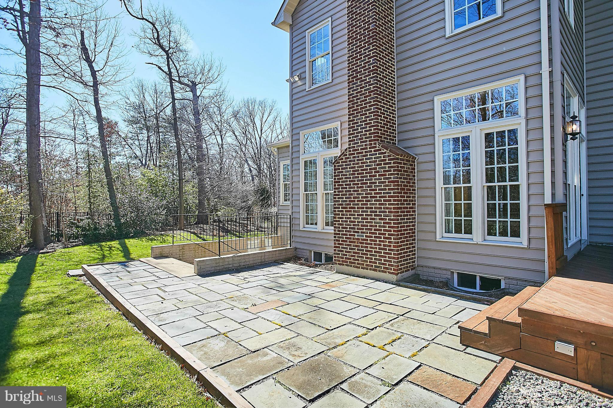 RIDGES OF ALEXANDRIA - Residential