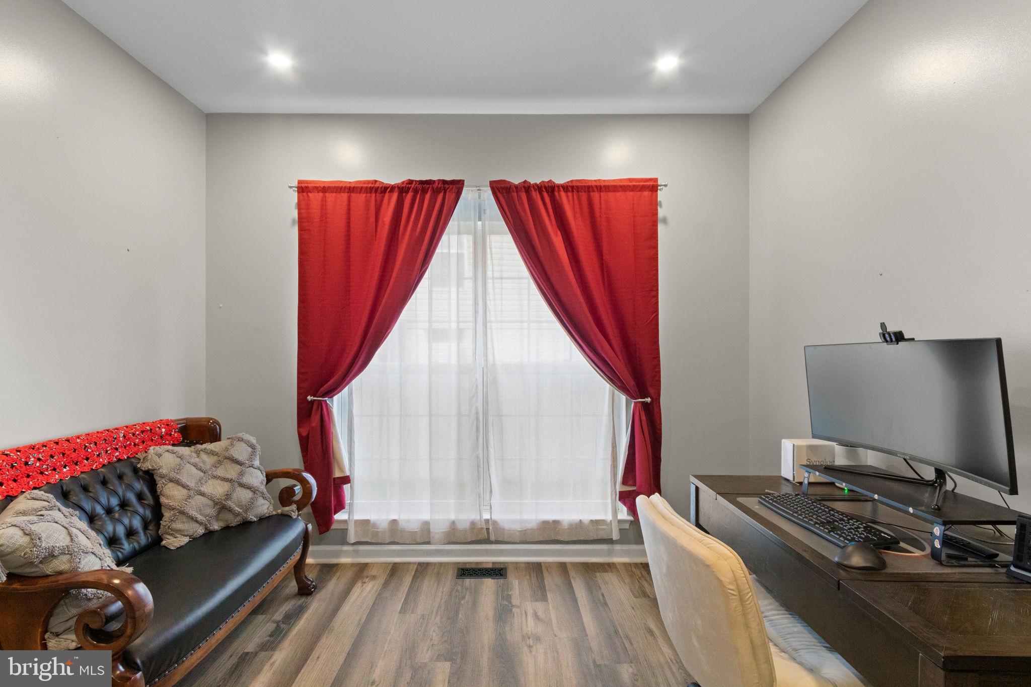 PERRY FARMS - Residential