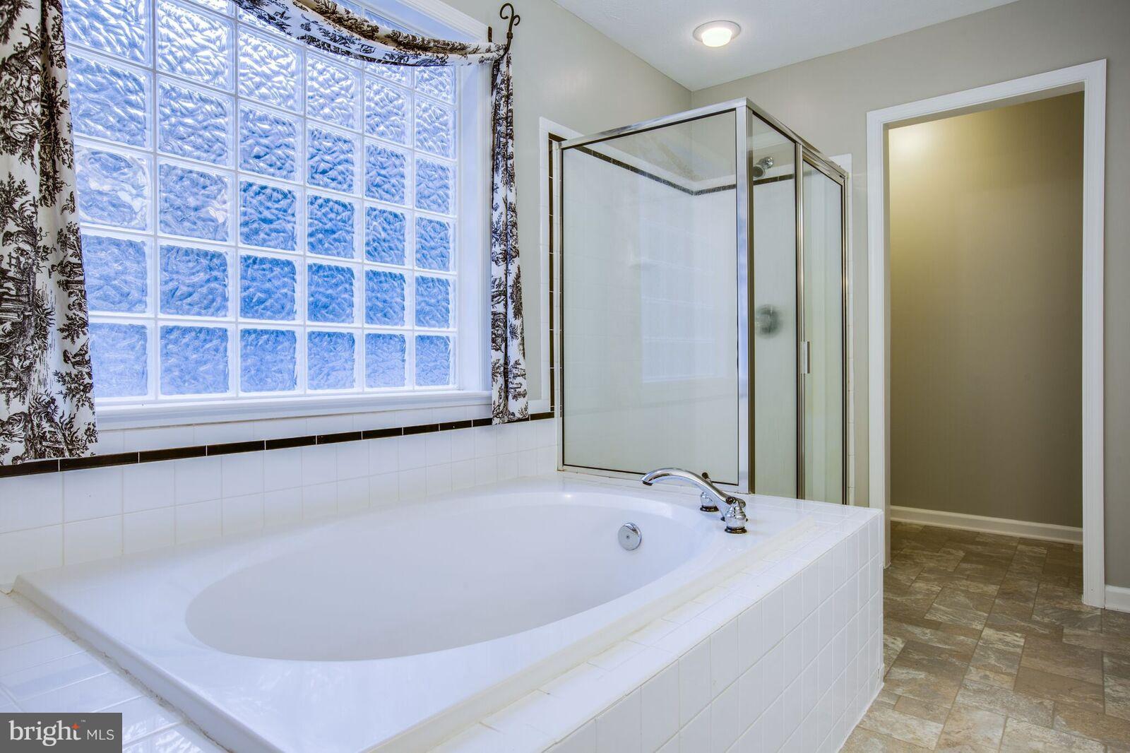 SUMMERS LANDING - Residential