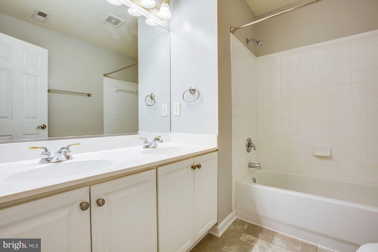 SUMMERS LANDING - Residential