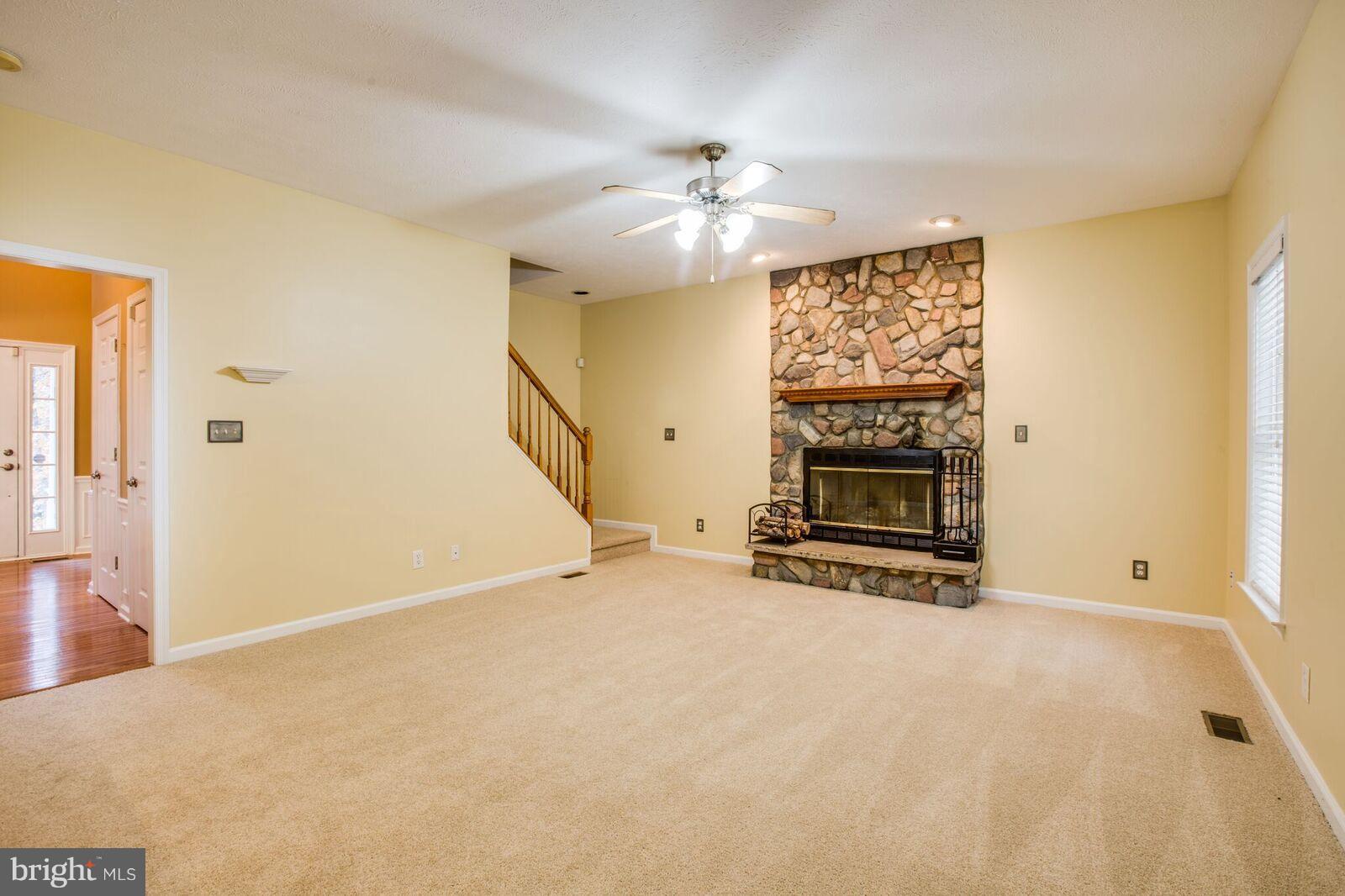 SUMMERS LANDING - Residential