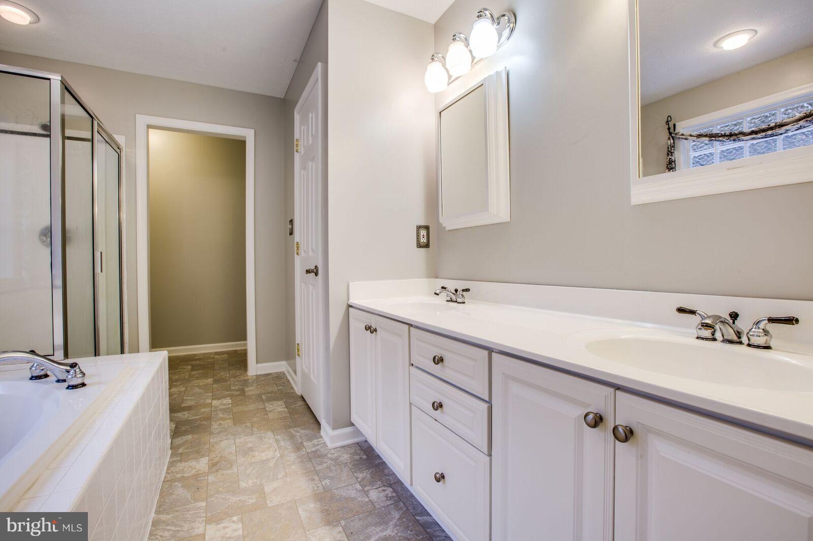 SUMMERS LANDING - Residential