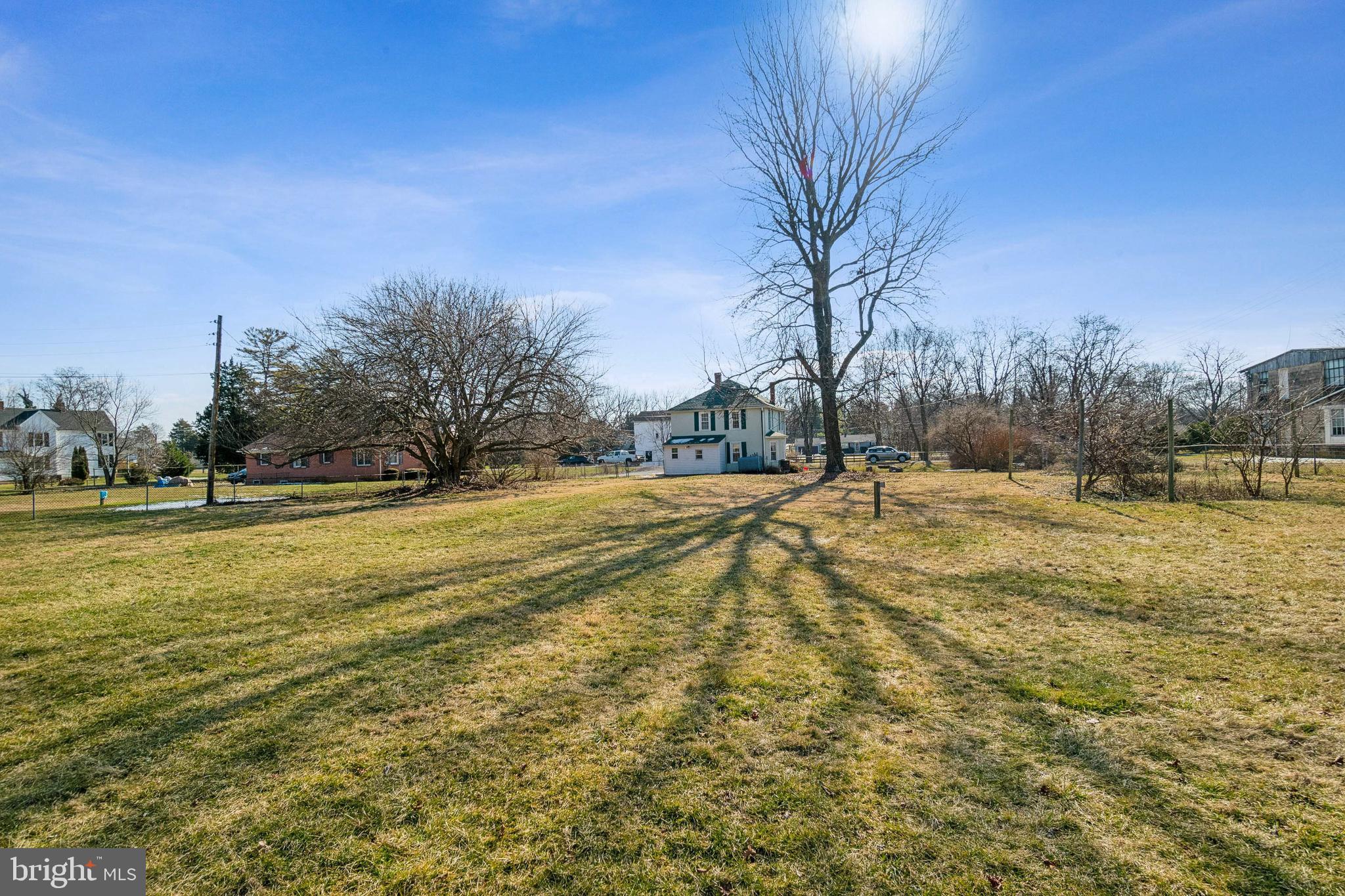 SUMMIT POINT - Residential