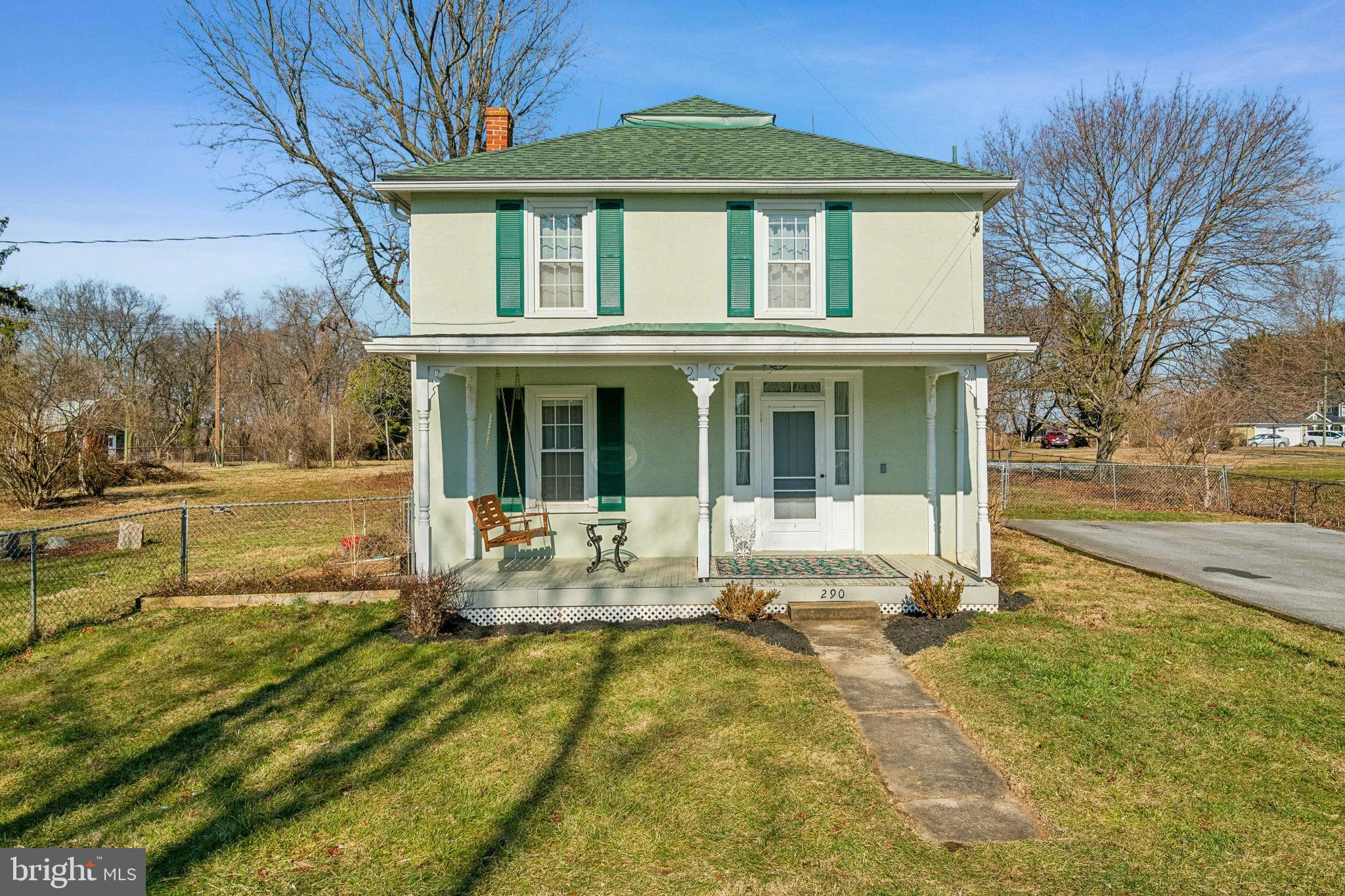 SUMMIT POINT - Residential