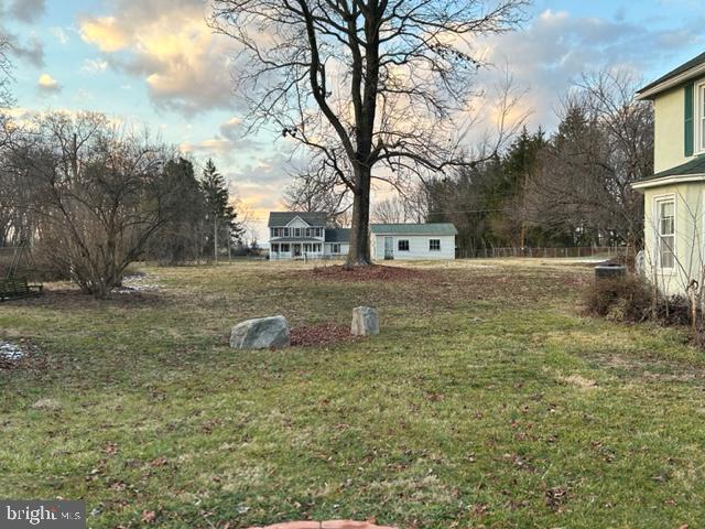 SUMMIT POINT - Residential