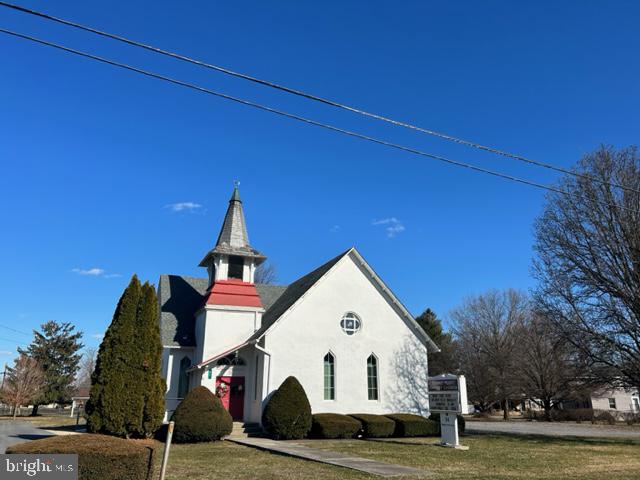 SUMMIT POINT - Residential