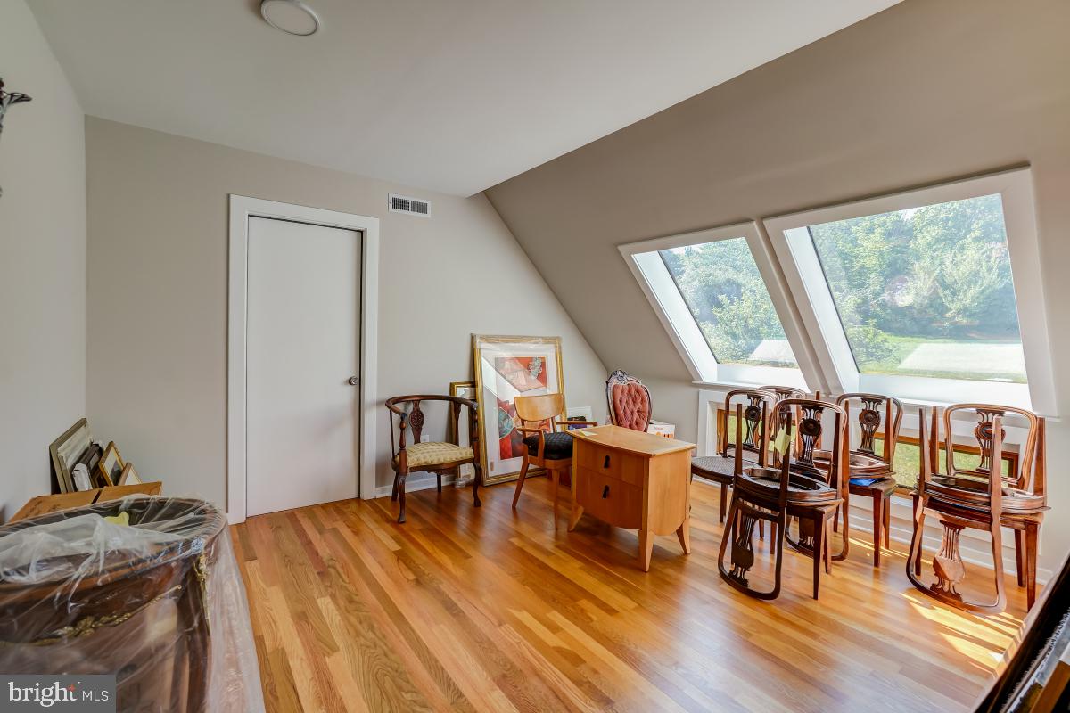 WATERFORD - Residential