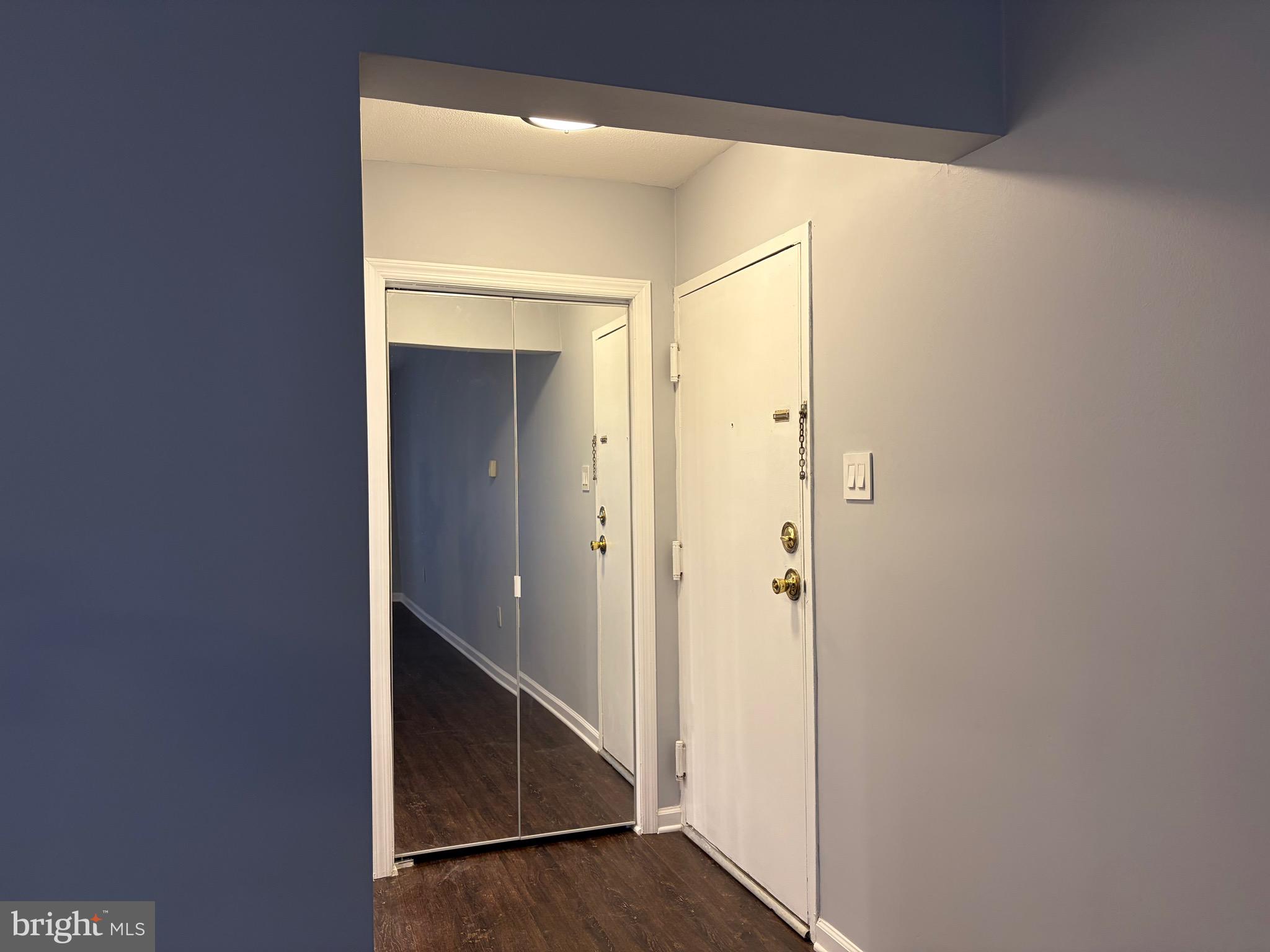 PINES CONDO 01 - Residential