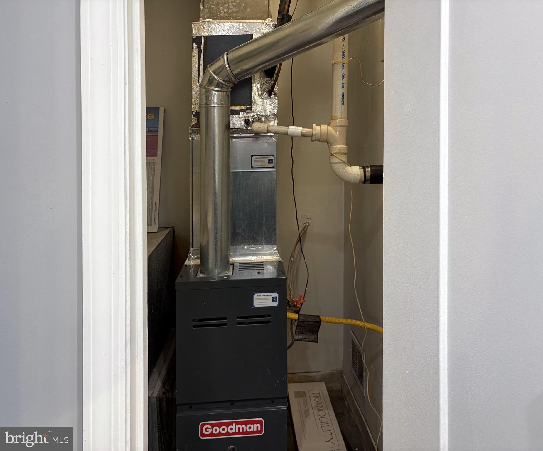 PINES CONDO 01 - Residential