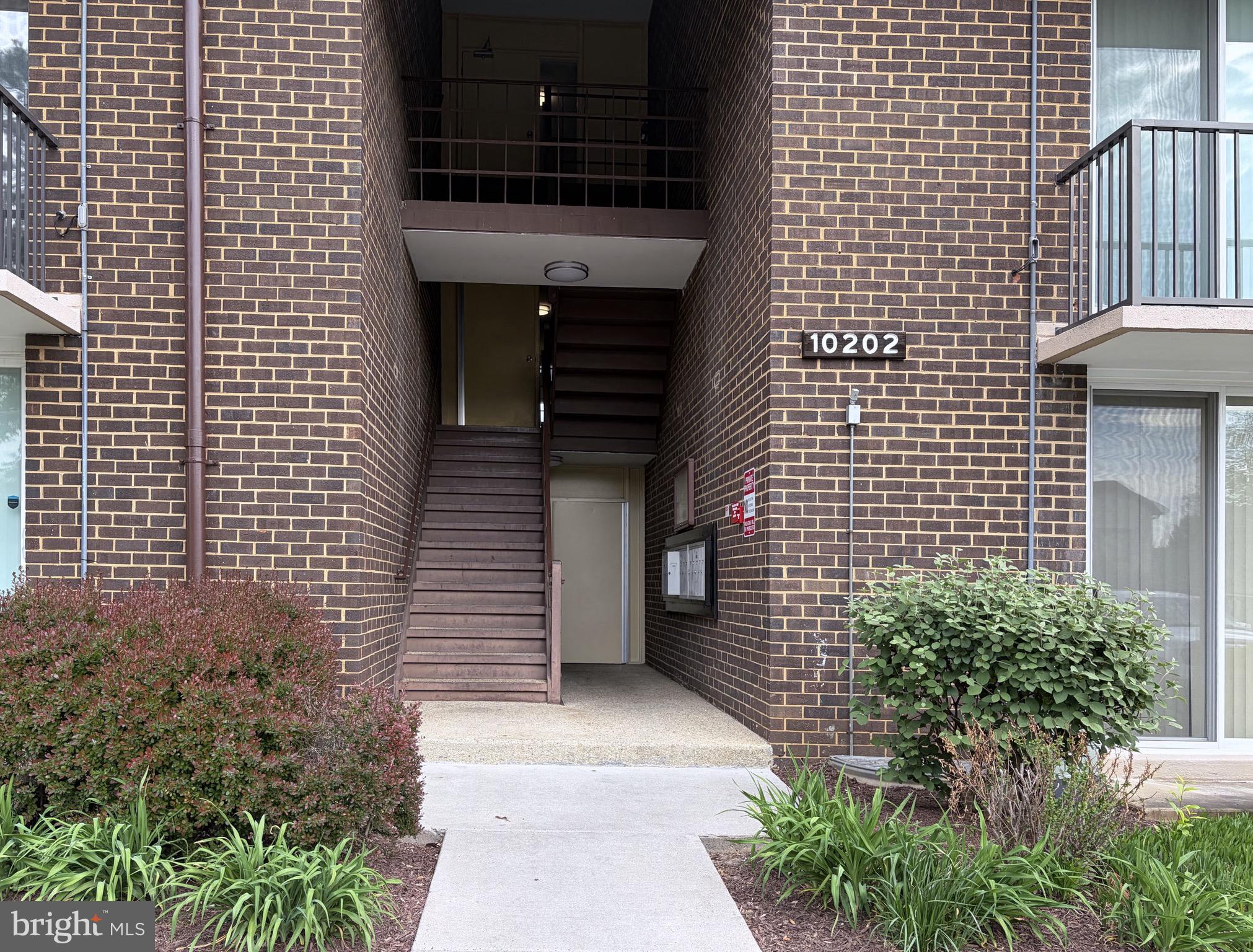 10202 PRINCE PLACE 2-T3