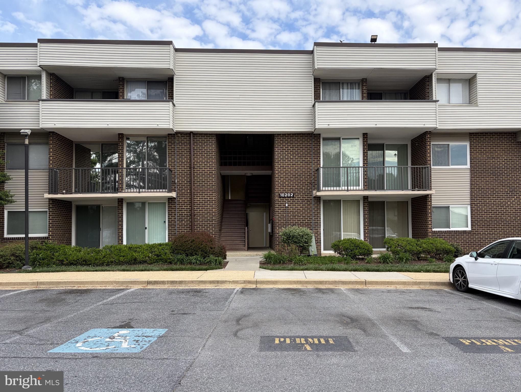 10202 PRINCE PLACE 2-T3