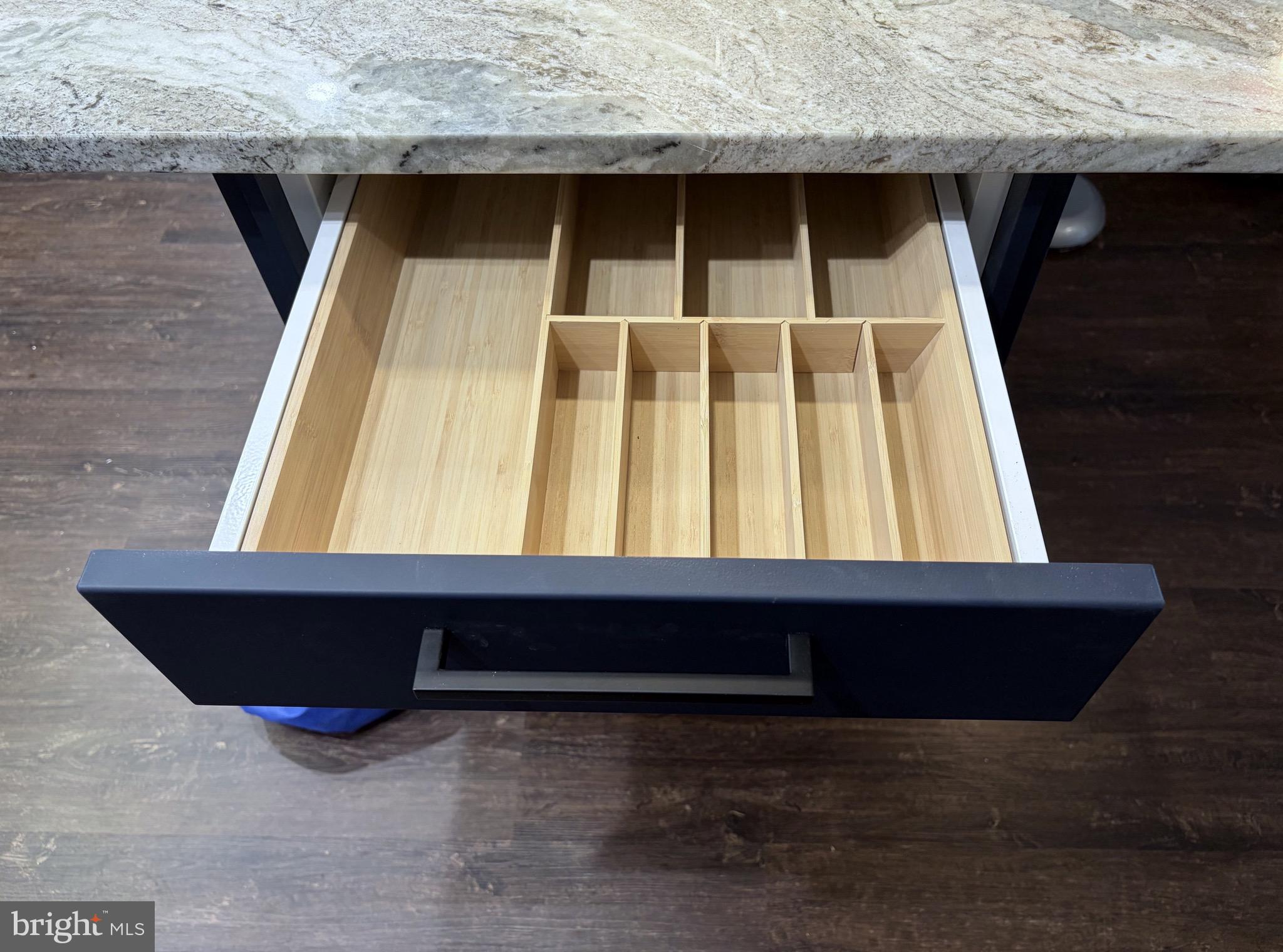 PINES CONDO 01 - Residential