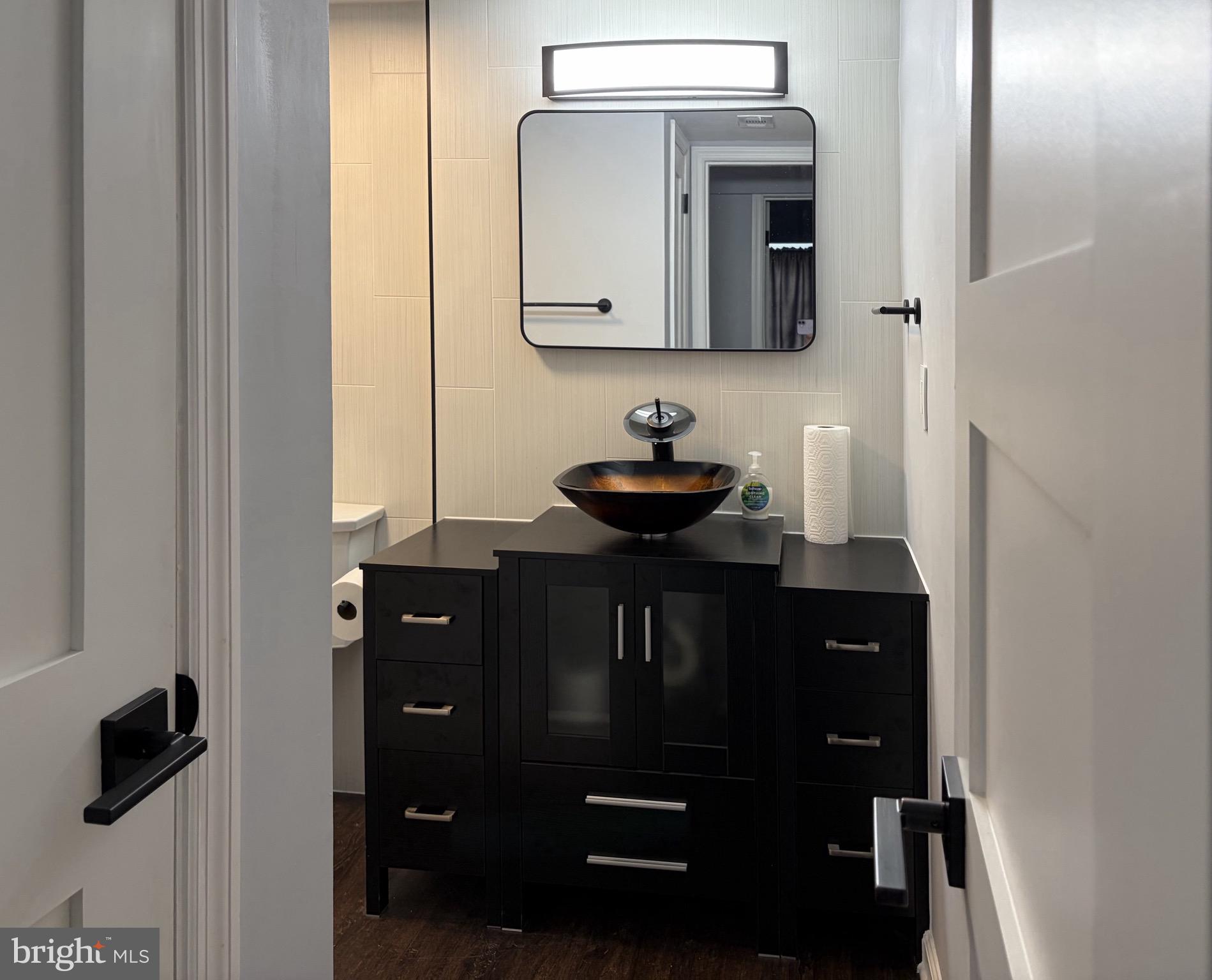 PINES CONDO 01 - Residential