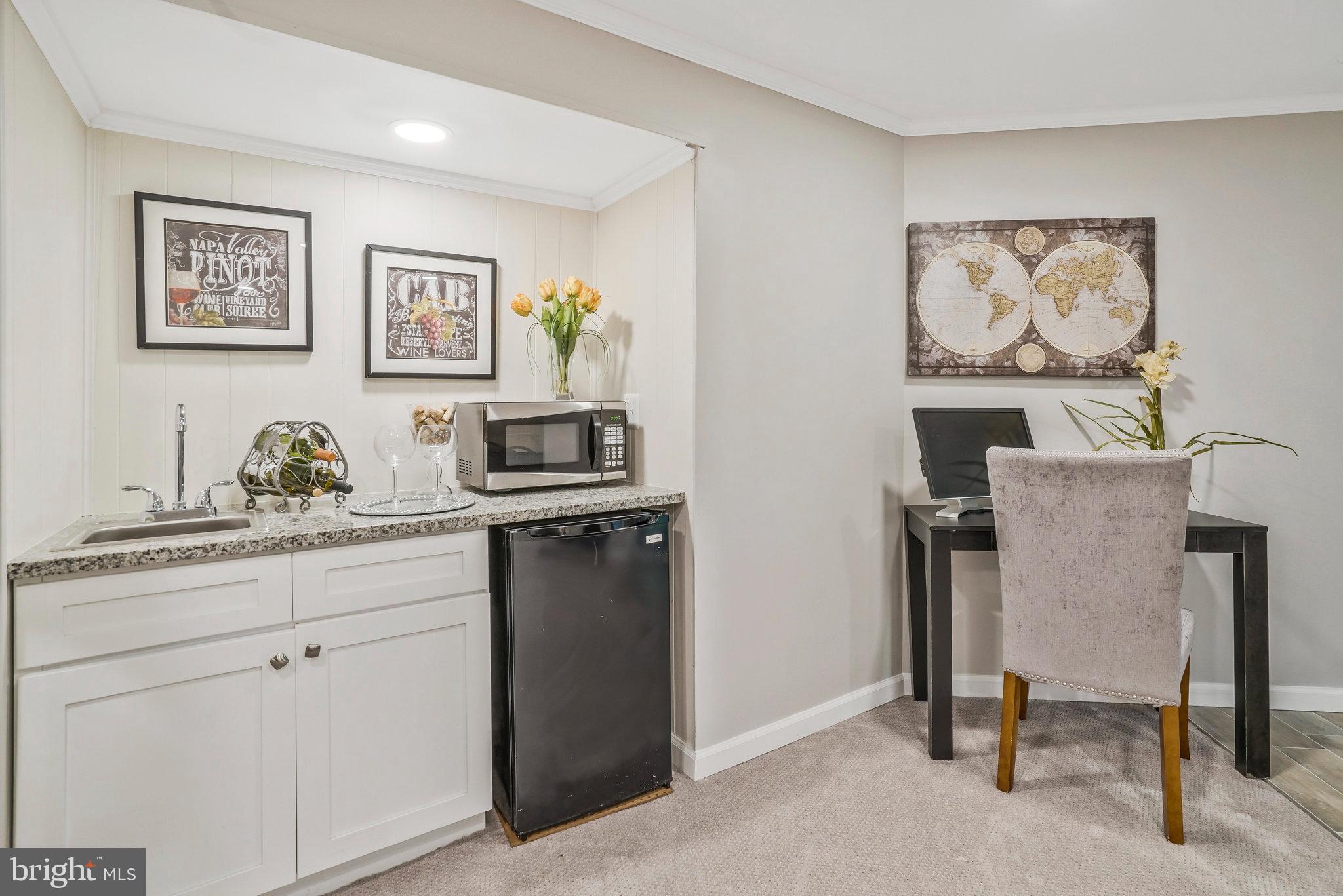 GLENWOOD MANOR - Residential