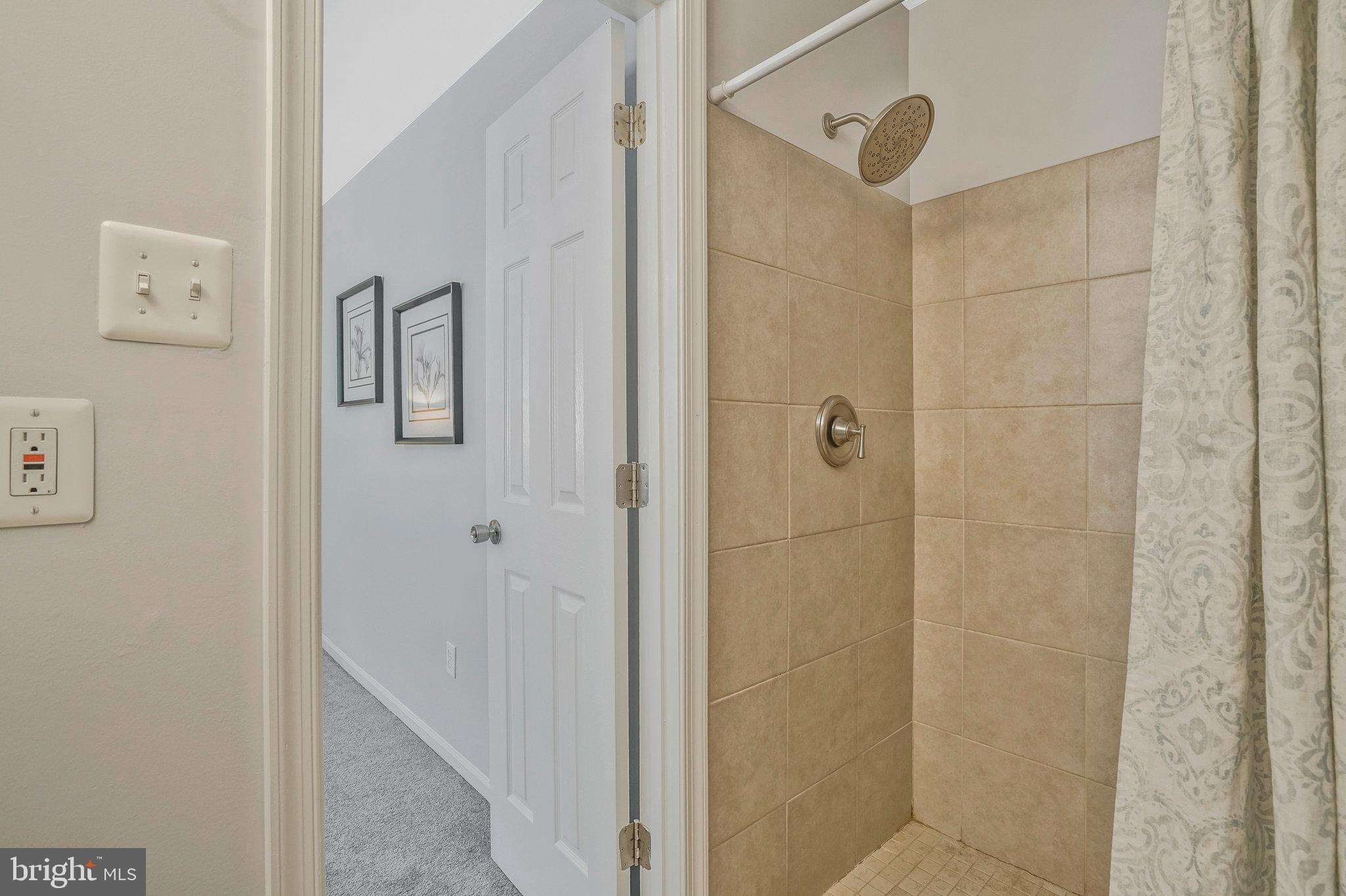 GLENWOOD MANOR - Residential