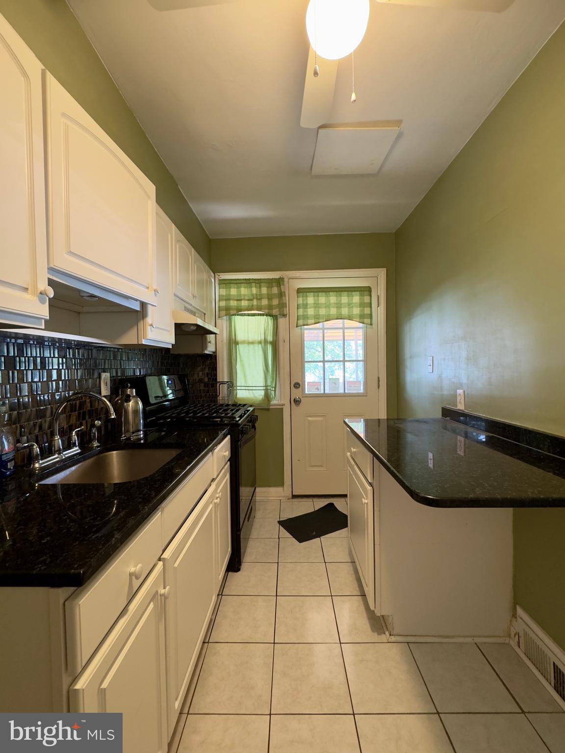 8519 WATER OAK ROAD