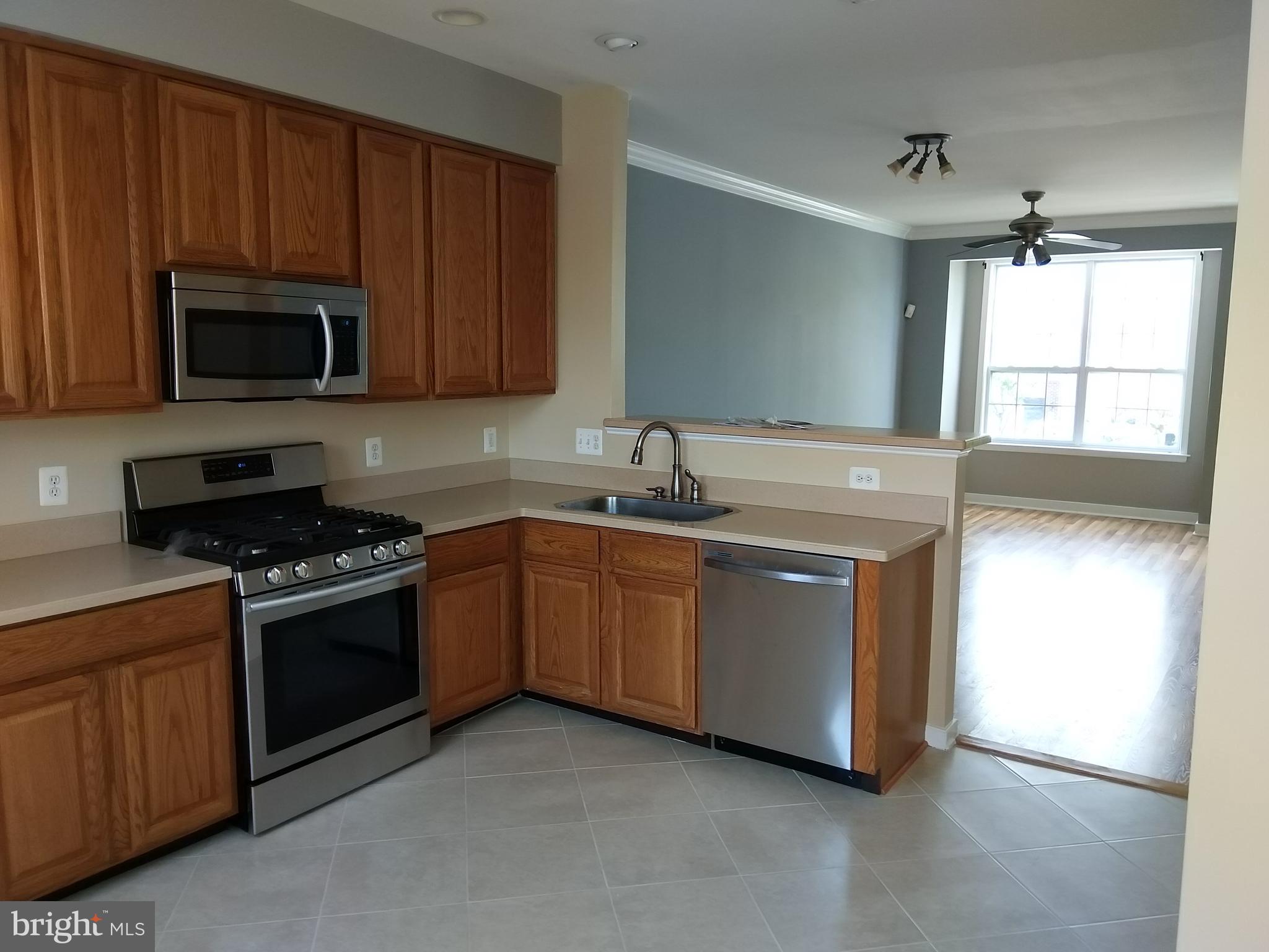 DALE CITY - Residential Lease