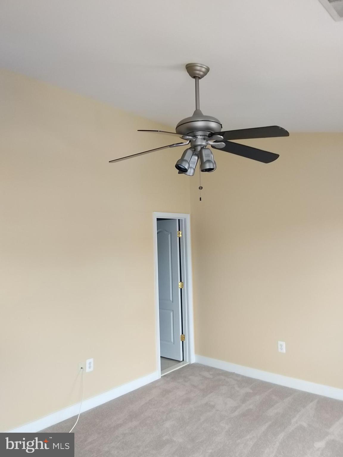 DALE CITY - Residential Lease