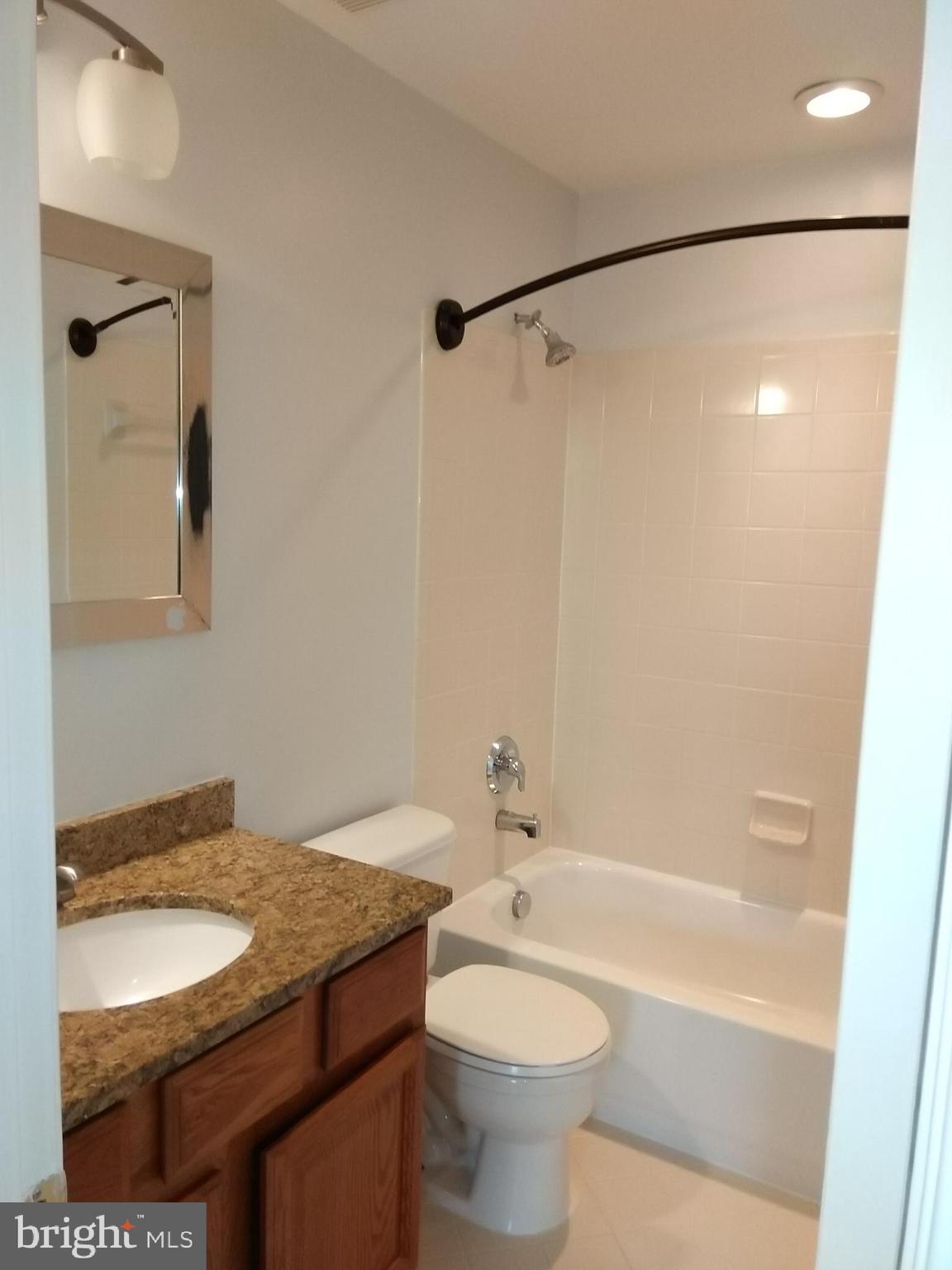 DALE CITY - Residential Lease