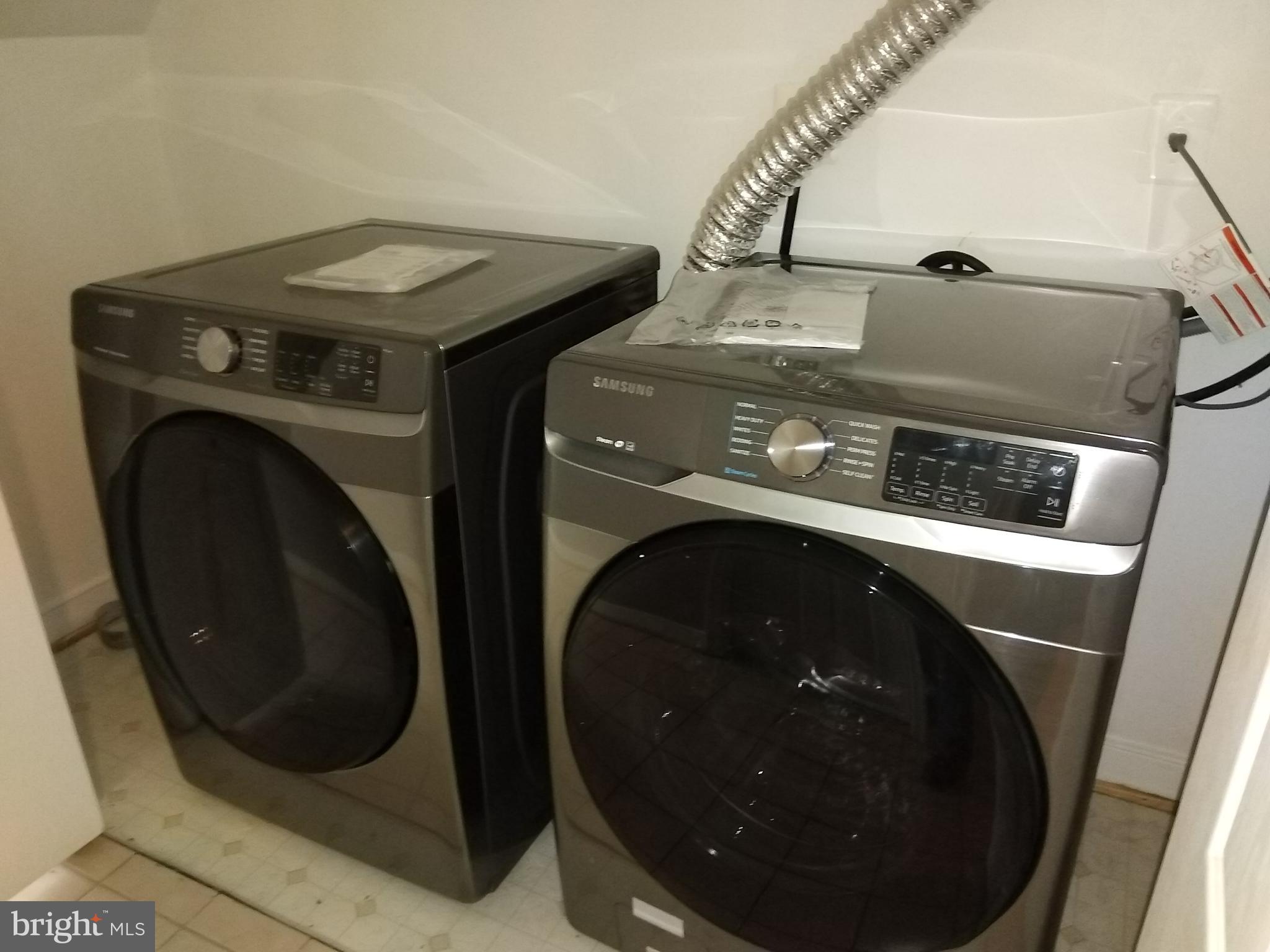 DALE CITY - Residential Lease