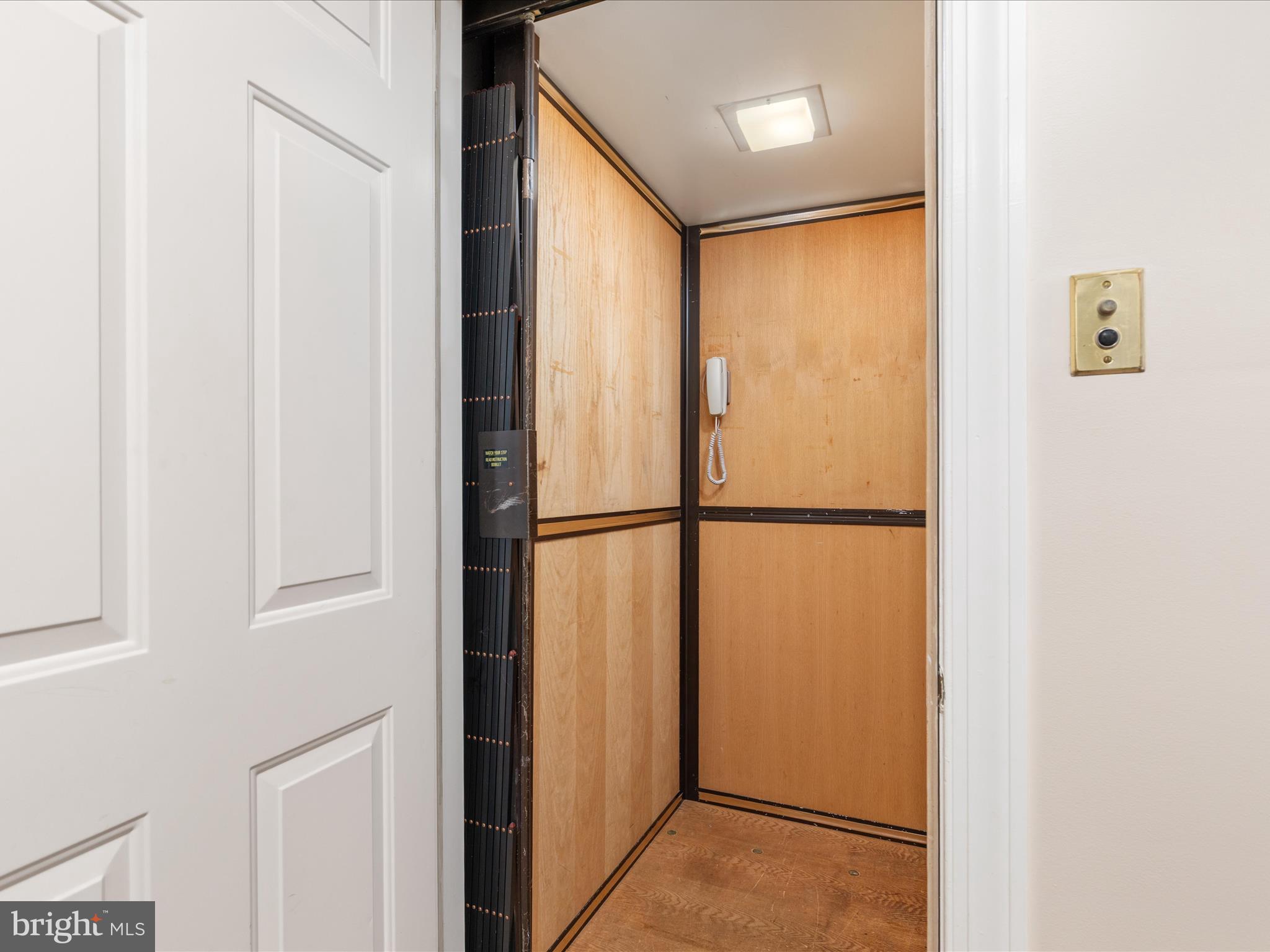 LANDMARK MEWS - Residential