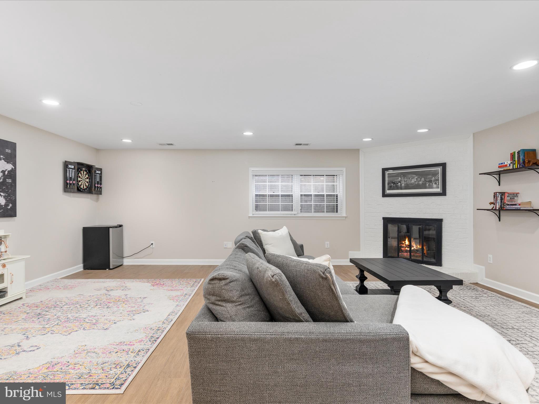 LANDMARK MEWS - Residential