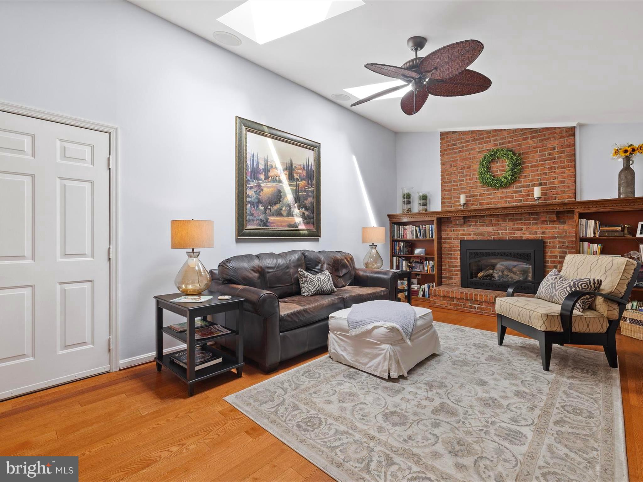 CHASEWOOD RUN - Residential