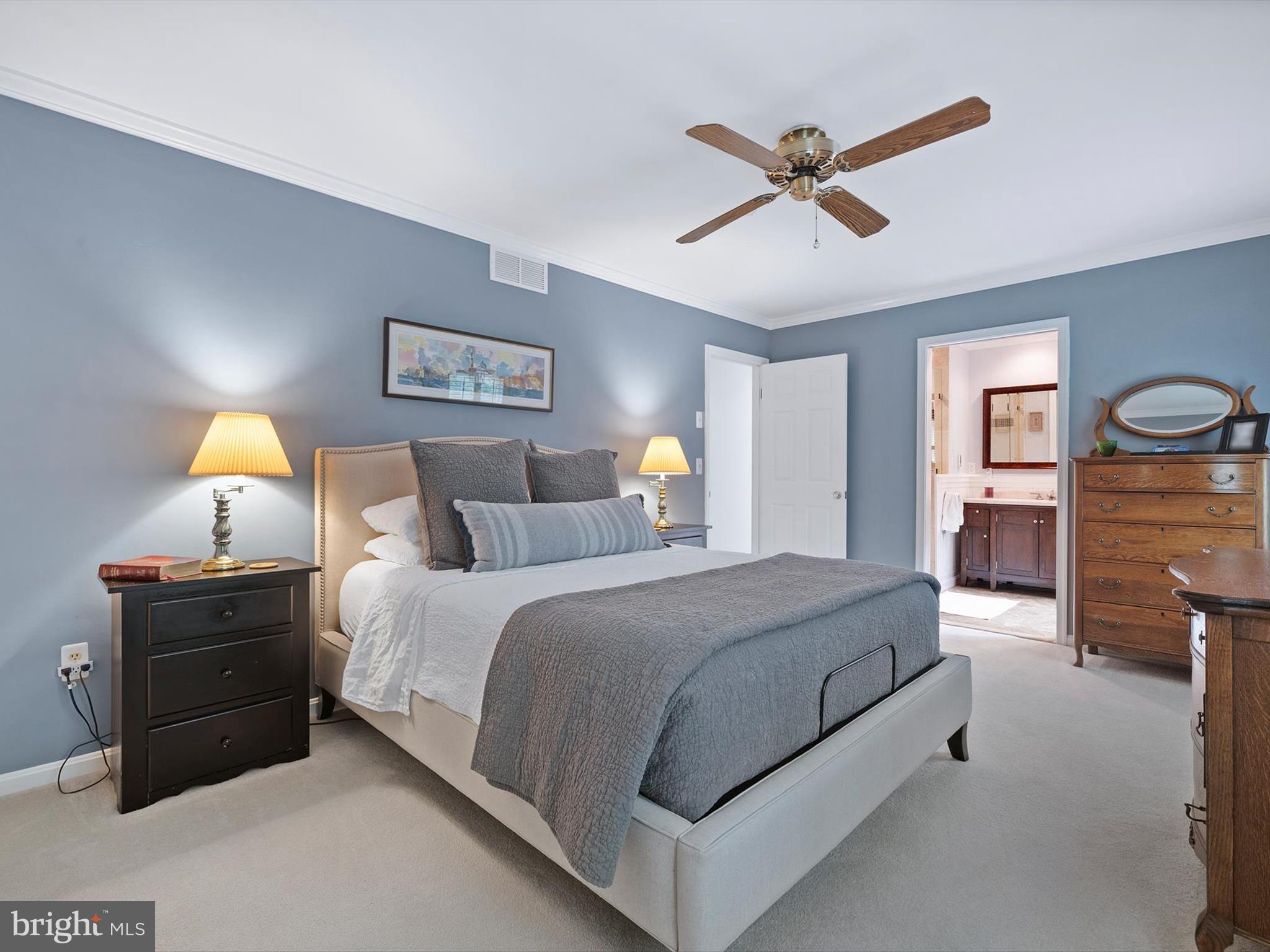 CHASEWOOD RUN - Residential