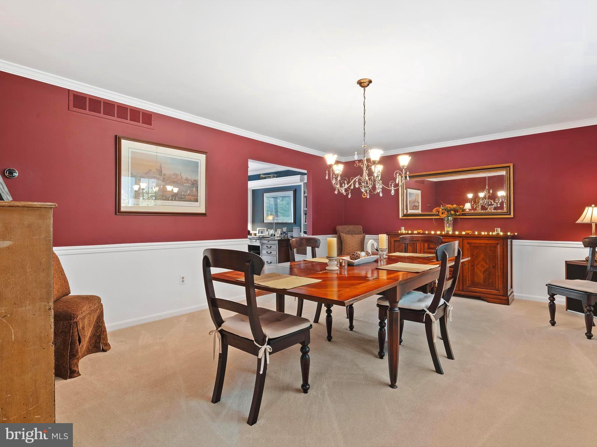 CHASEWOOD RUN - Residential