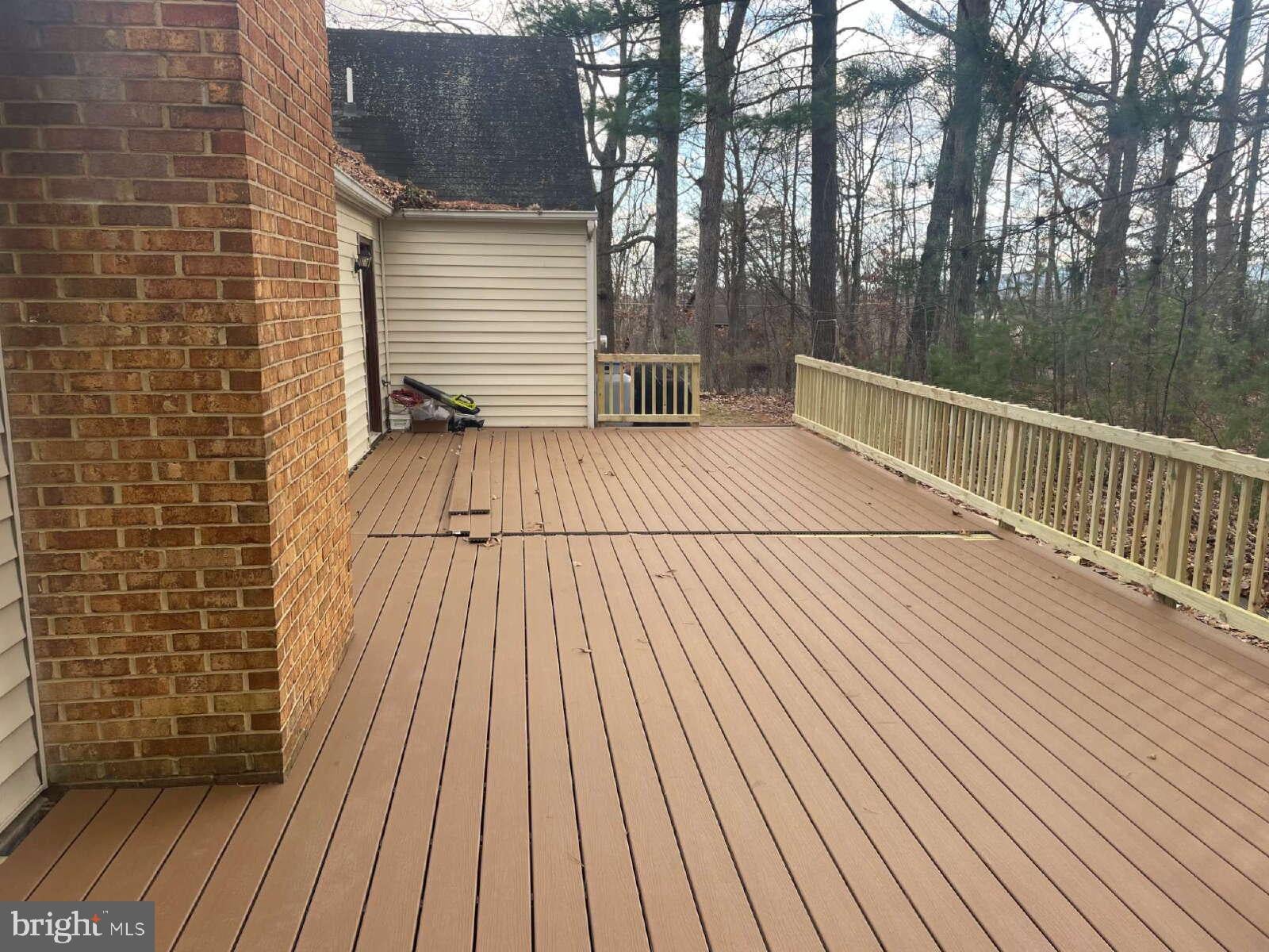 206 FAIRWAY CIRCLE