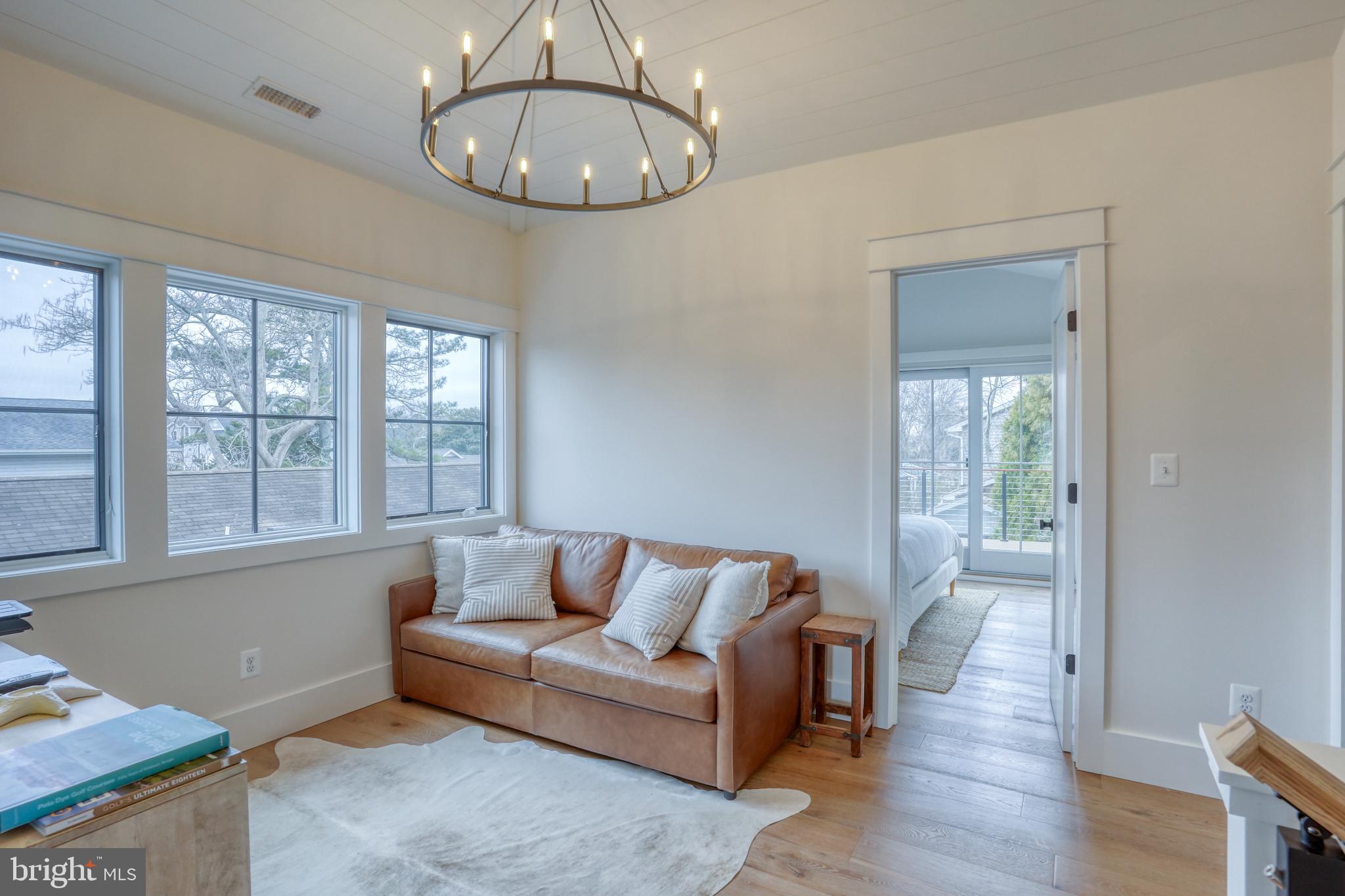 FISHERS COVE - Residential