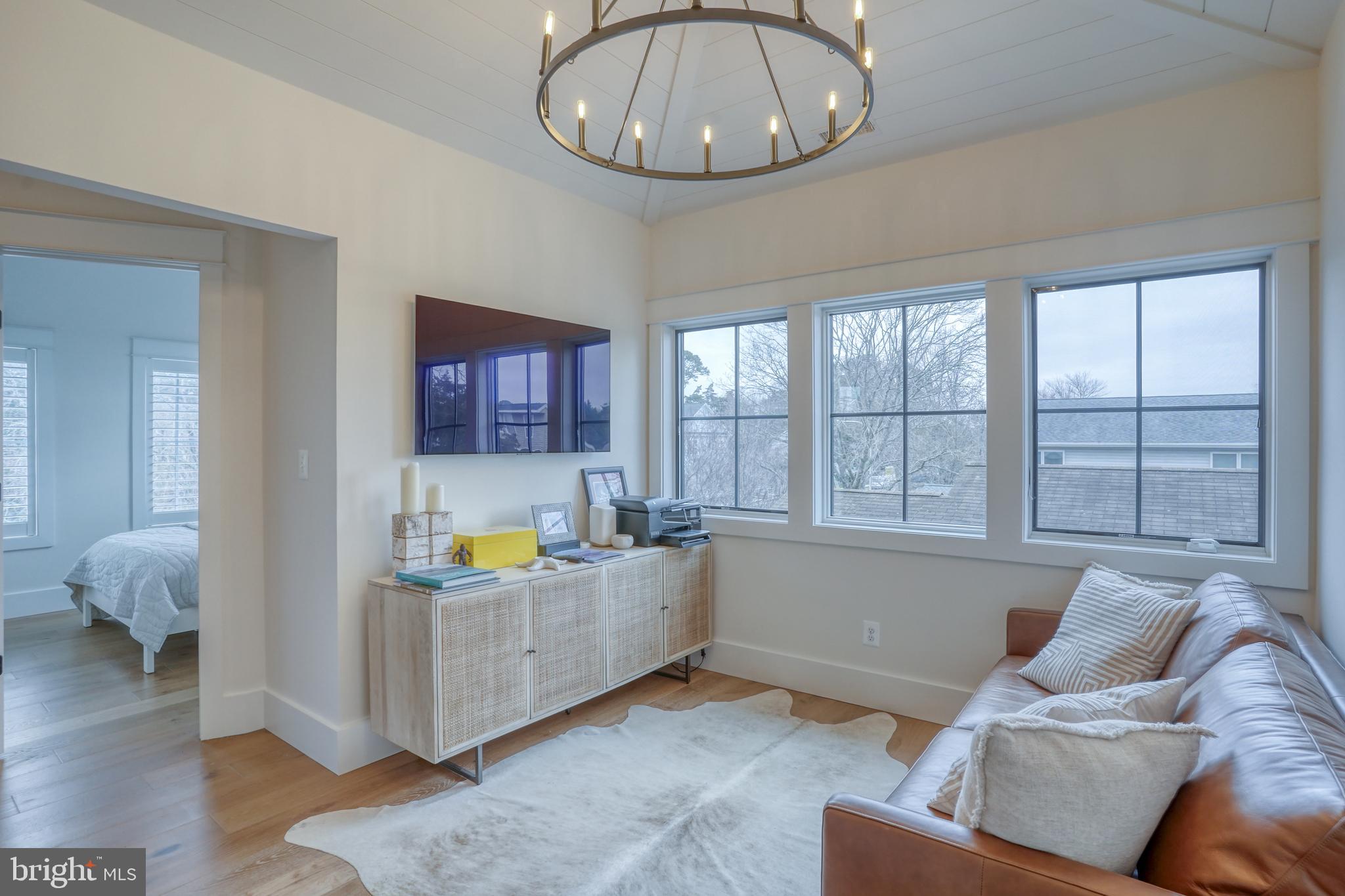 FISHERS COVE - Residential