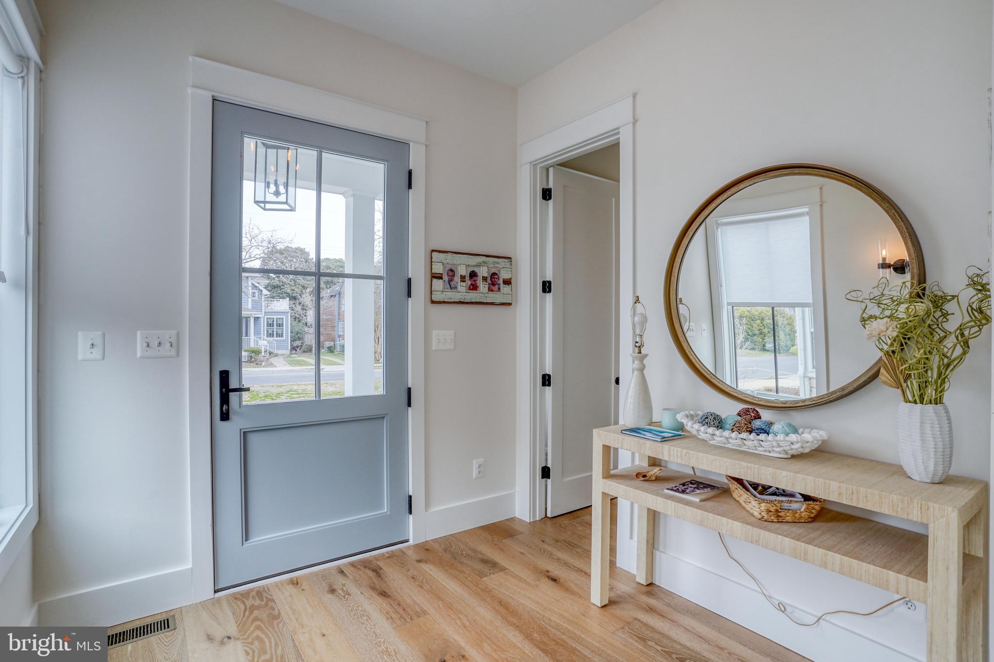 FISHERS COVE - Residential